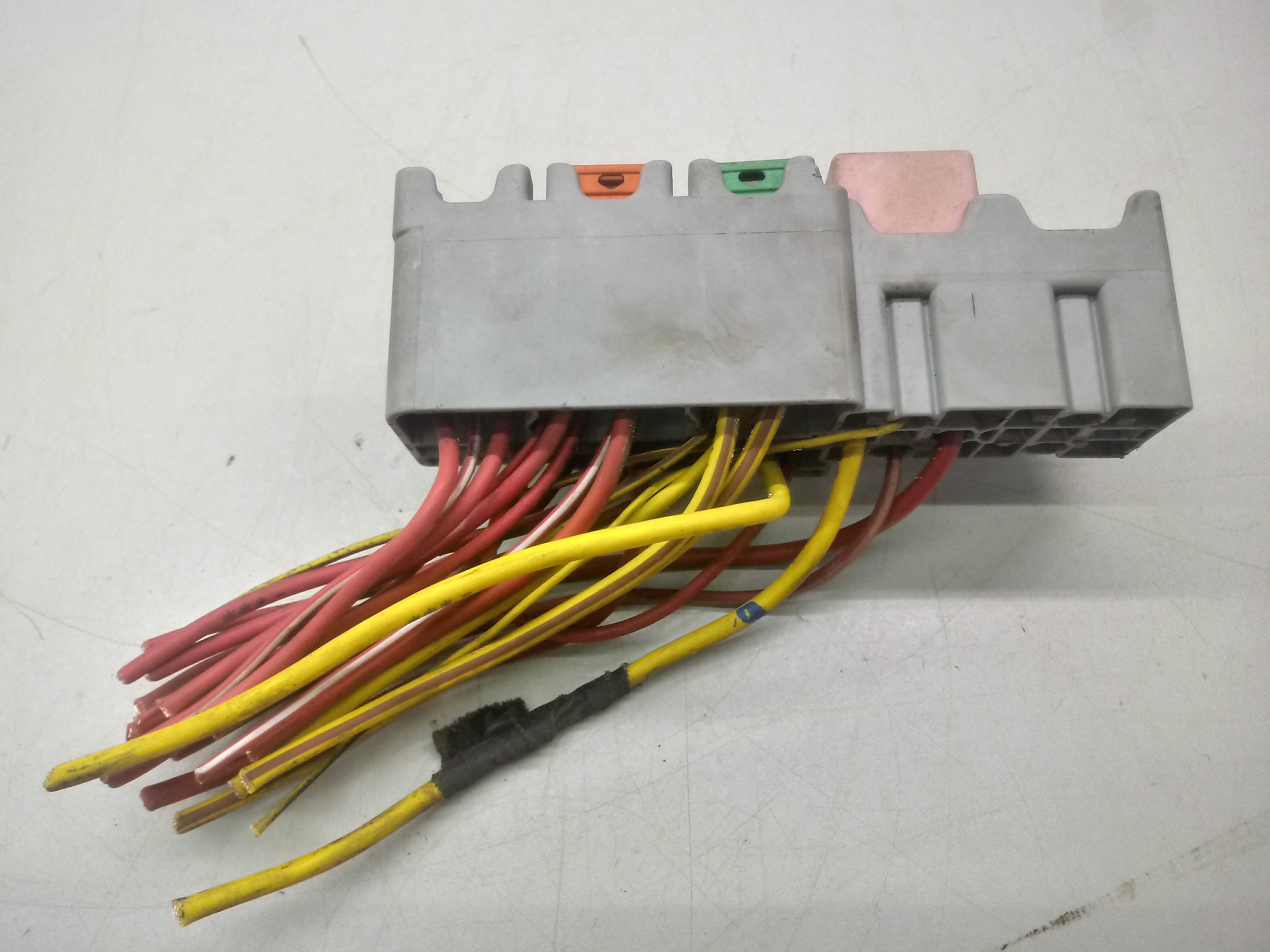 Caixa Fusivel Relé Renault Megane 2008/2012 3