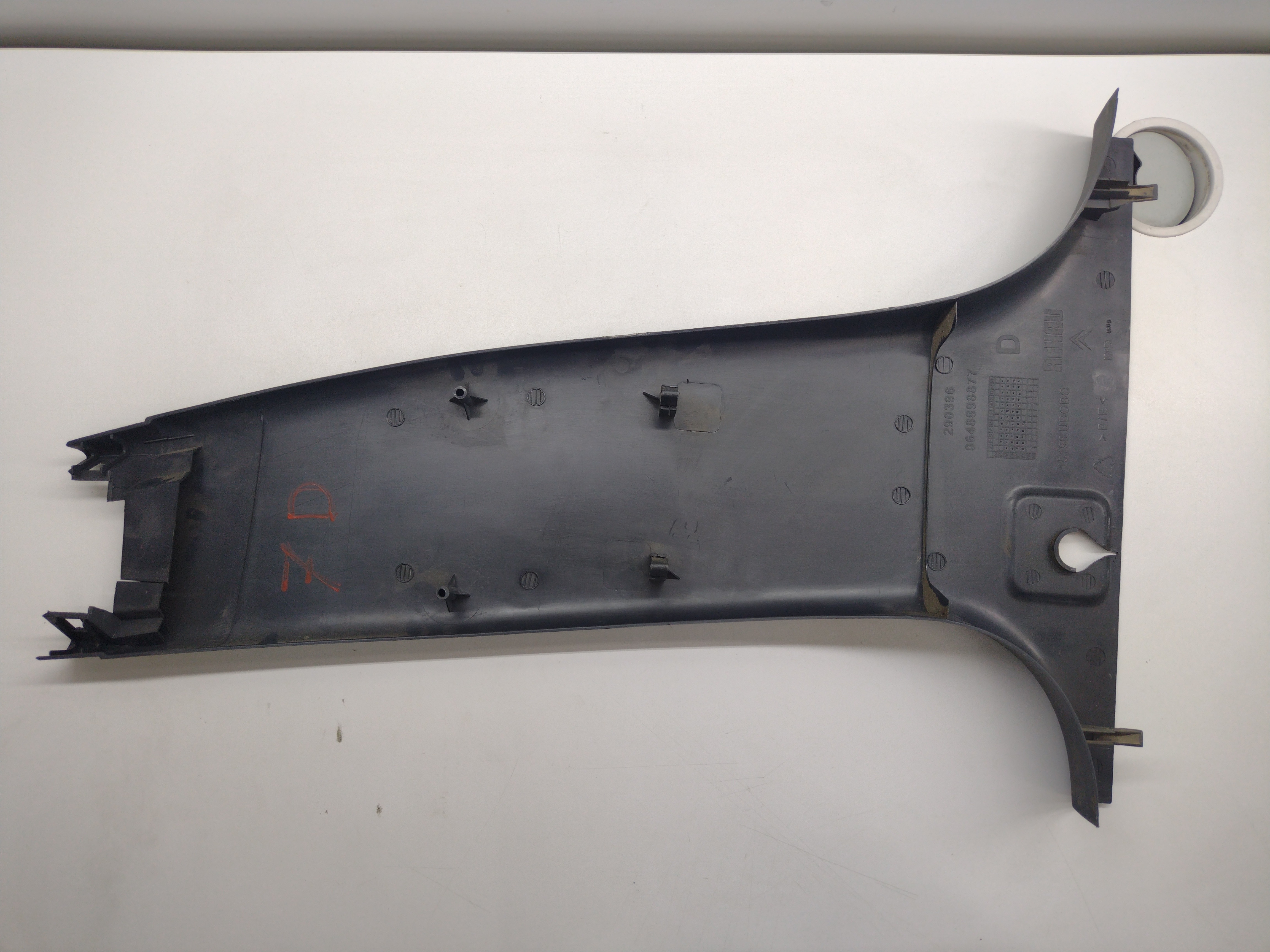 Moldura Coluna Central Lado Direito Citroen C3 03/12 3