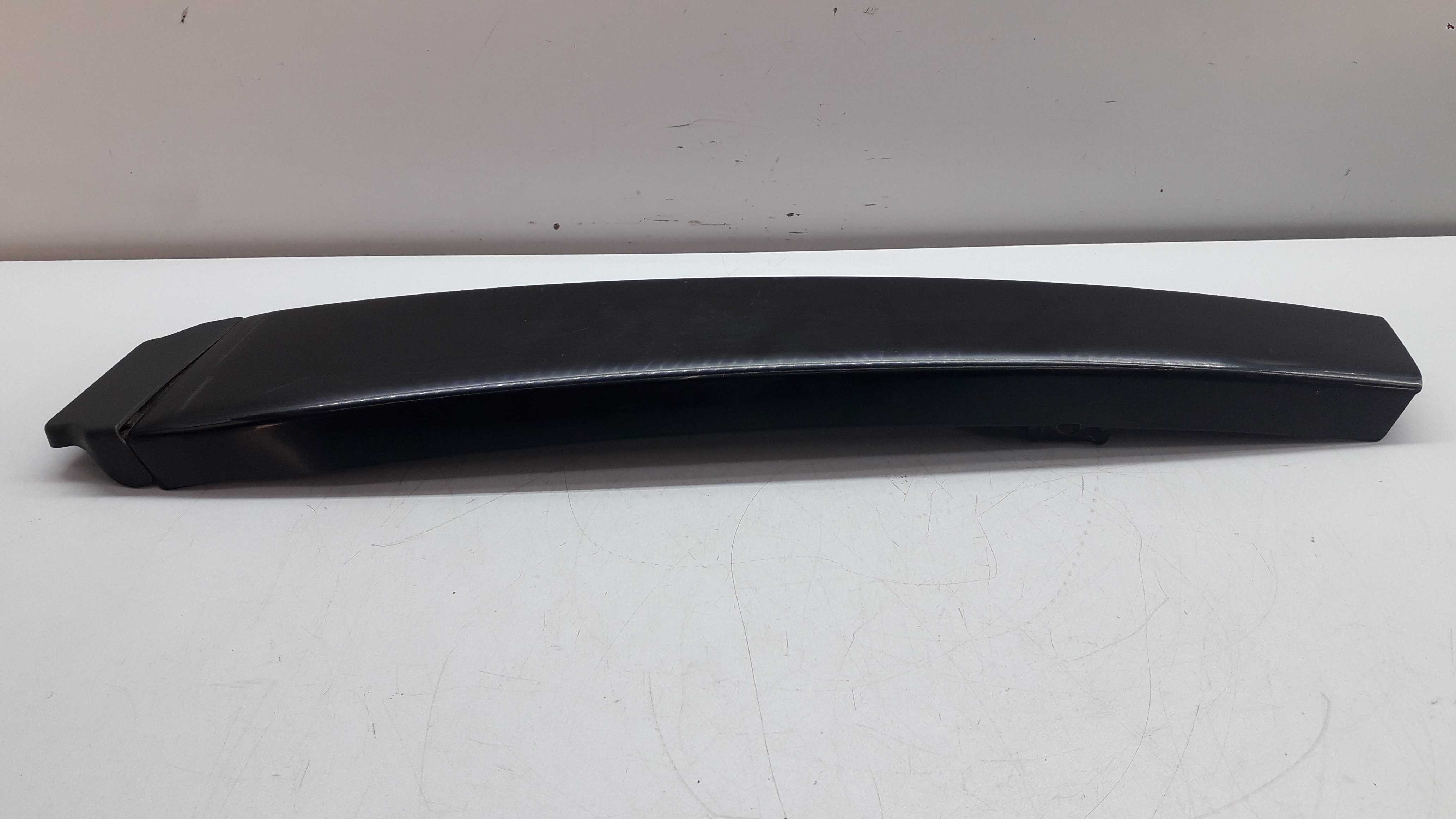 Acabamento Externo Coluna Lado Direito Audi A4 99 2