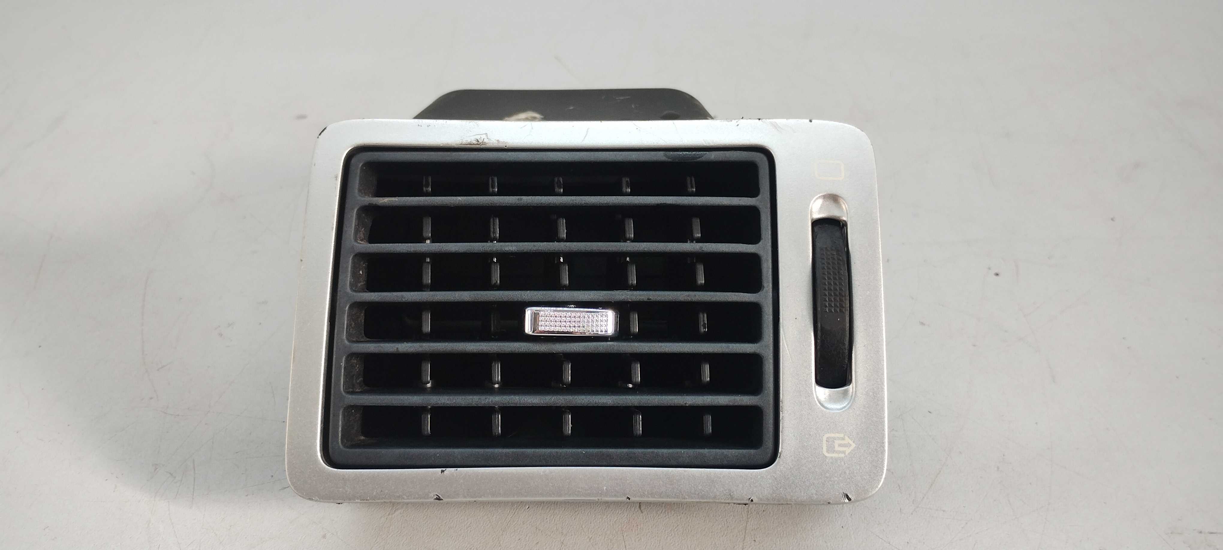 Difusor De Ar Interno Peugeot 307 2008 1