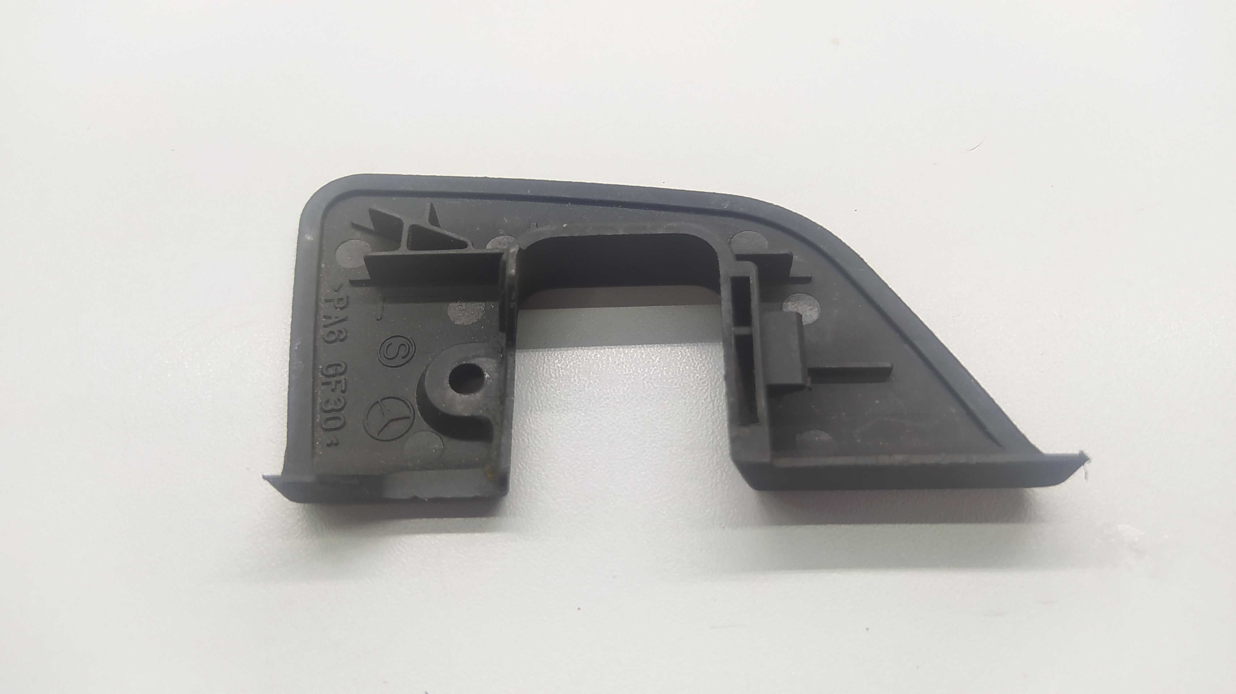 Moldura Acabamento Fechadura Esquerda Mercedes C280 Preto 3