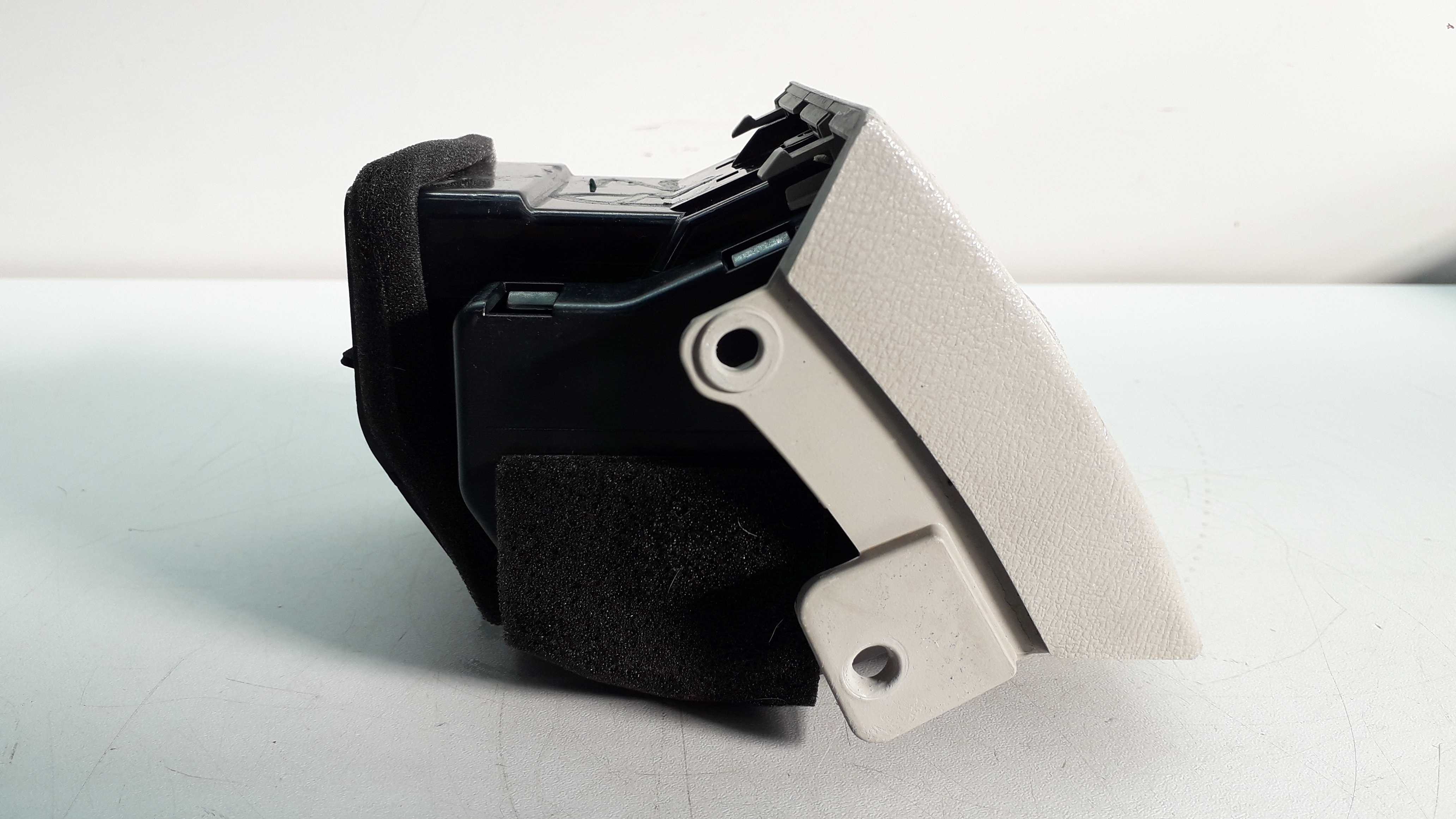 Difusor De Ar Lado Esquerdo Hyundai Azera 2009 4