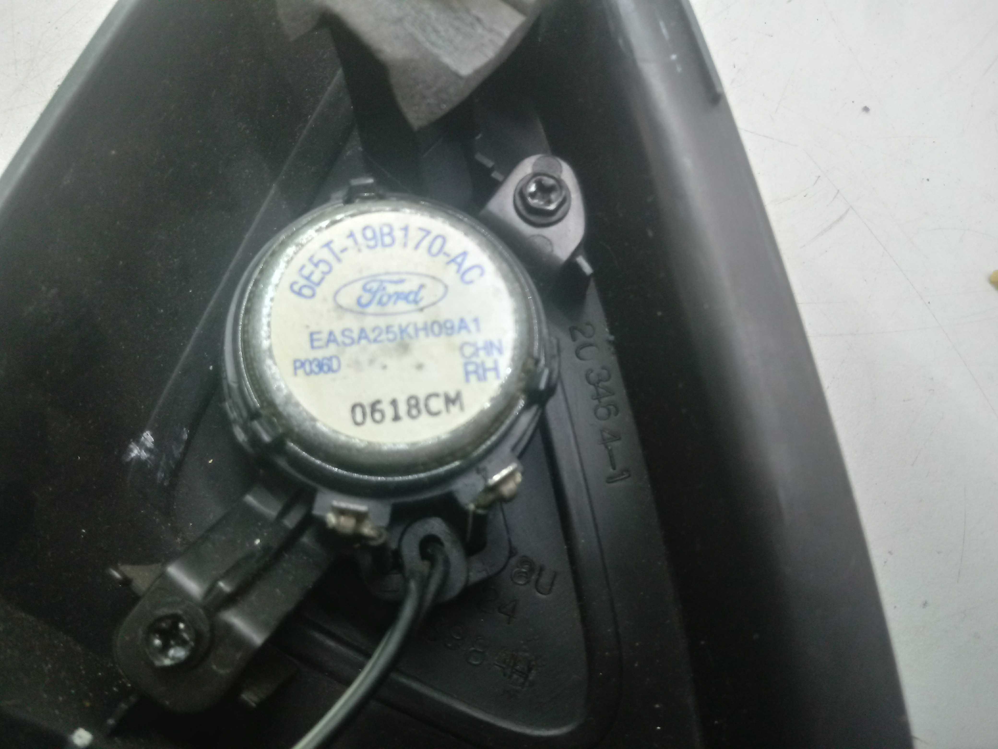 Acabamento Interno Retrovisor L/d Tweeter Fusion 2008 3