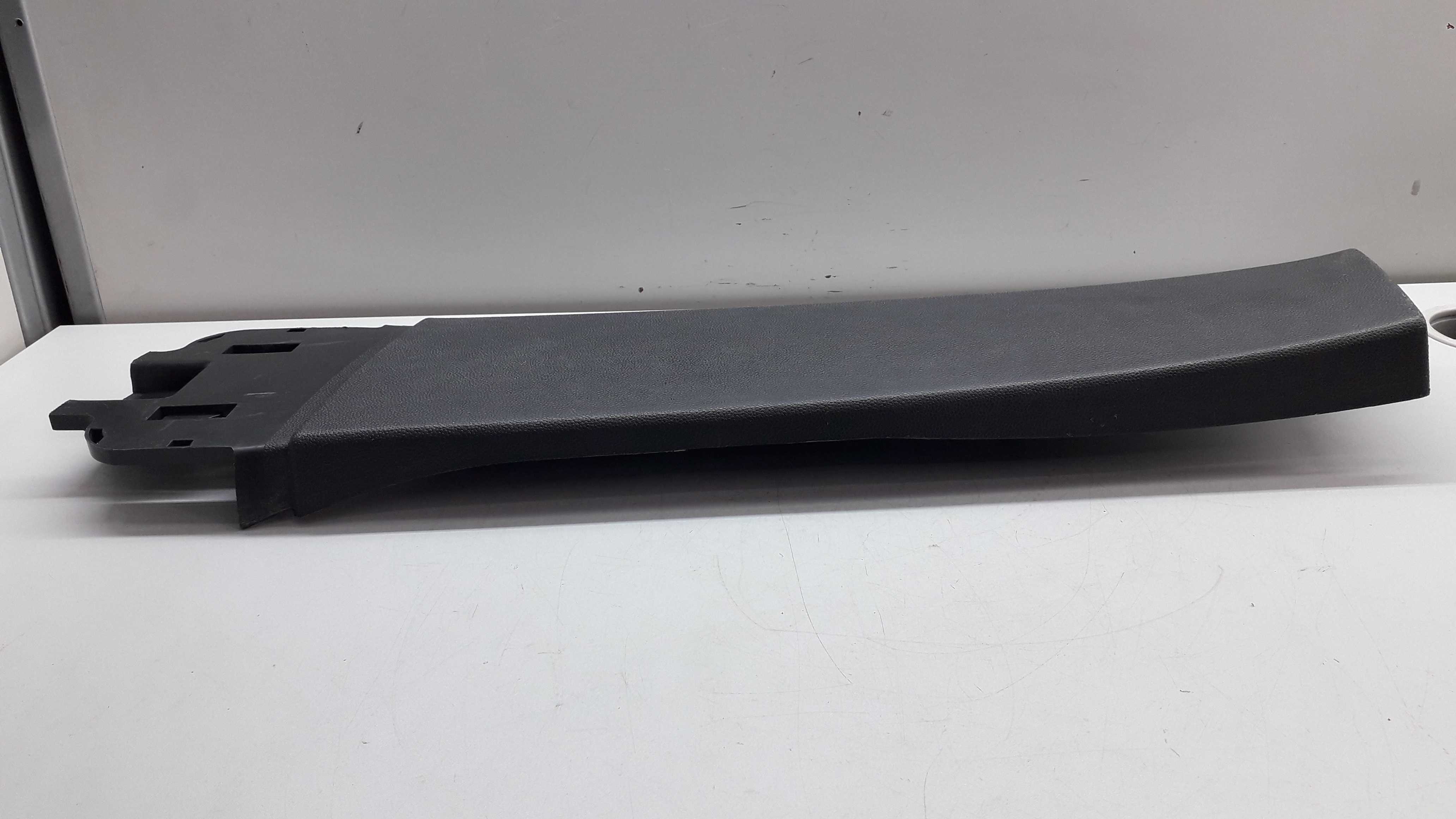Moldura Coluna Central Esquerda Gm Vectra 2008 3