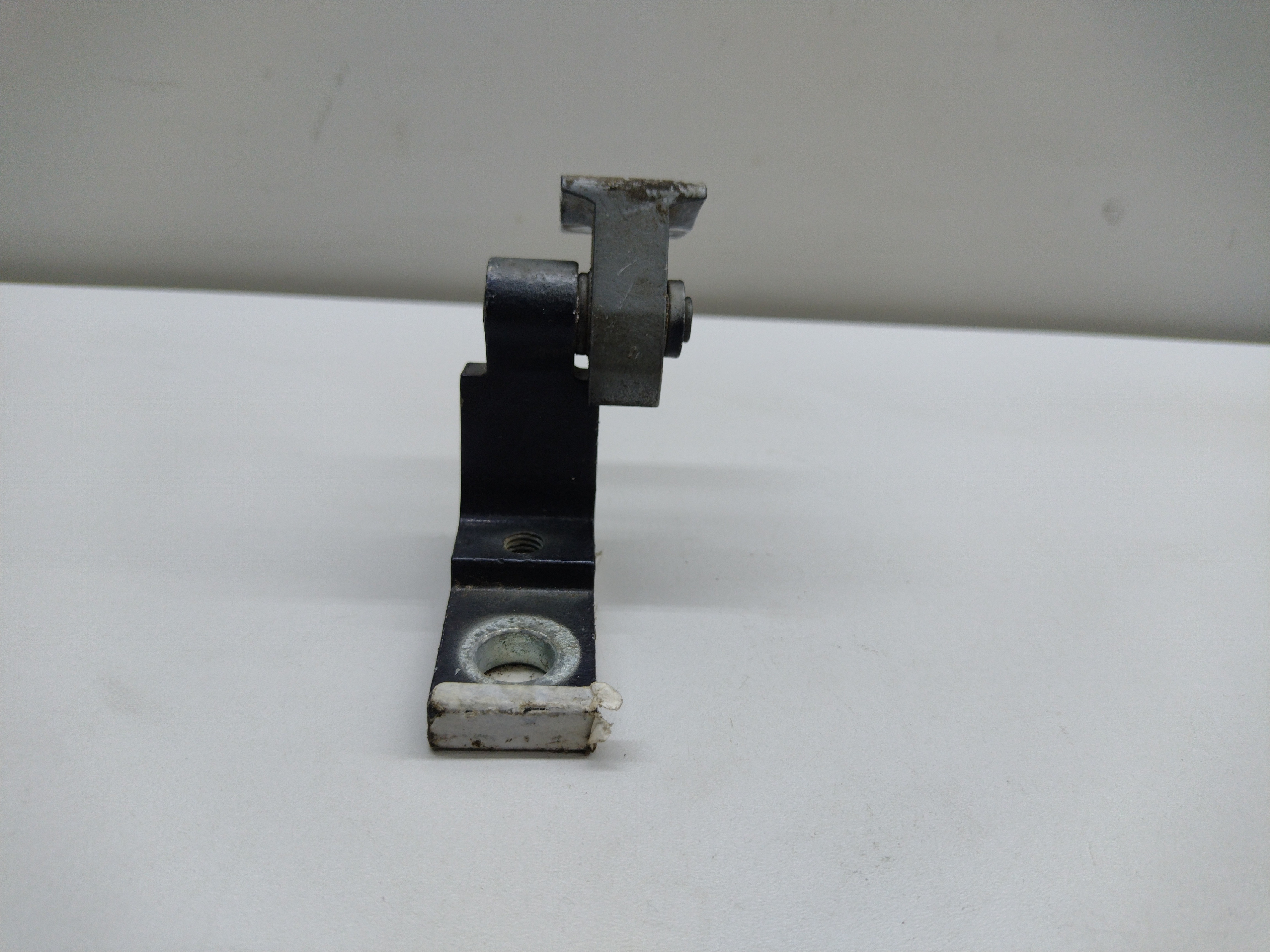 Dobradiça Porta Dianteira Direita Inferior Audi A3 99/06 1