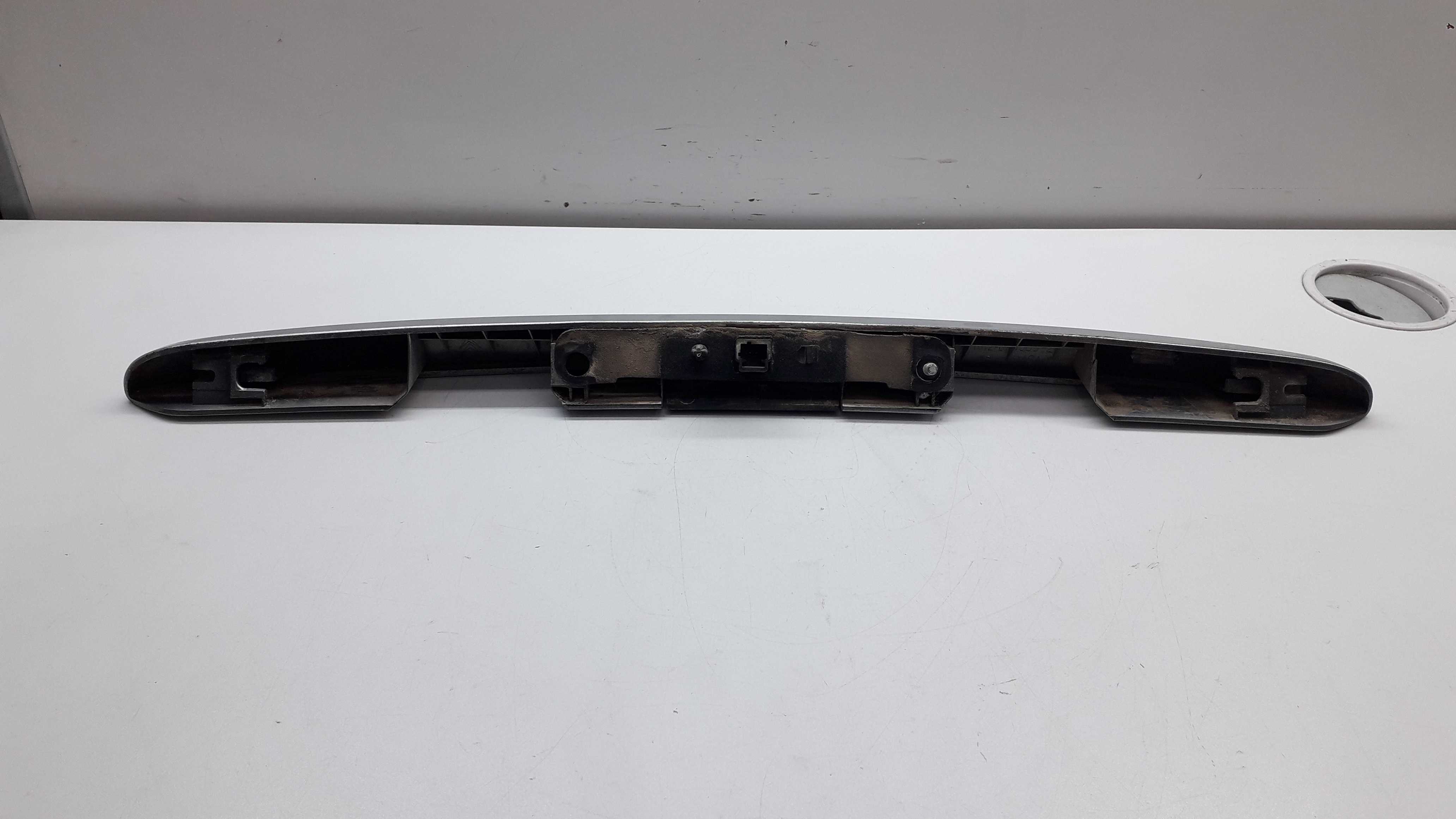 Régua Aplique Maçaneta Traseira Direita Citroen C3 02/10 Prata 3