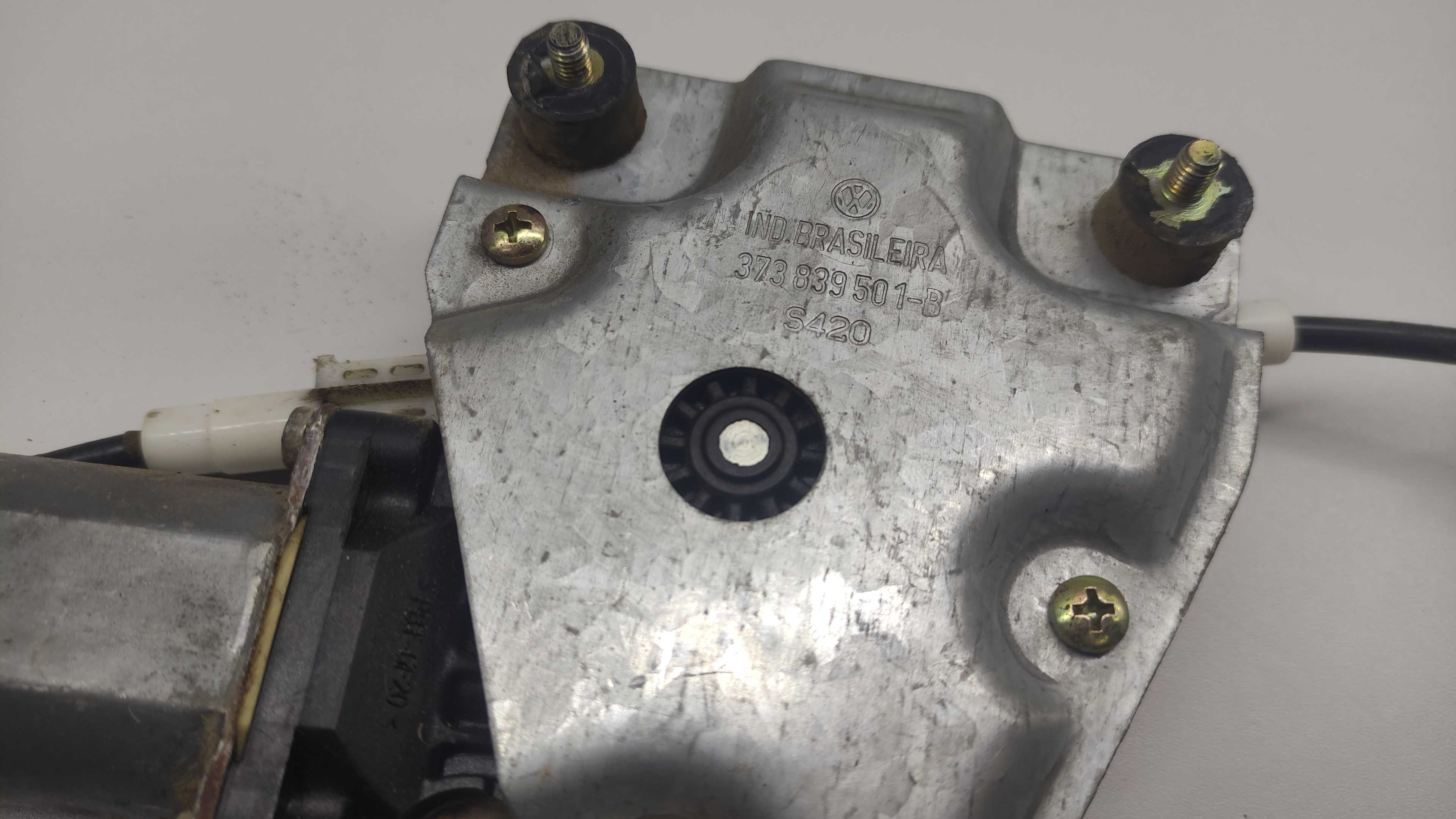 Máquina Vidro Elétrico Traseiro Esquerdo Gol Parati G4 2