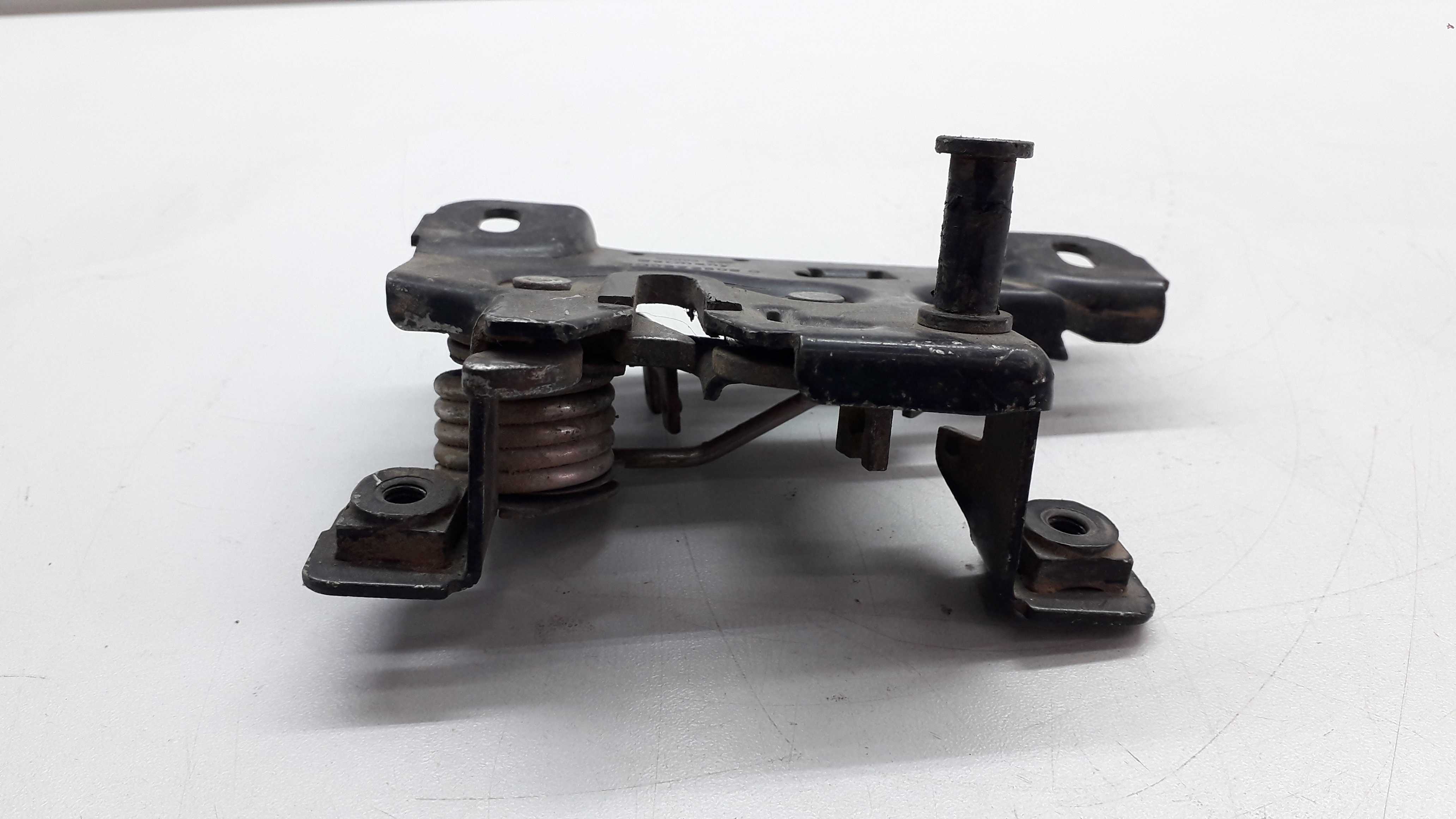Fechadura Trava Capô Audi A6 1998 4