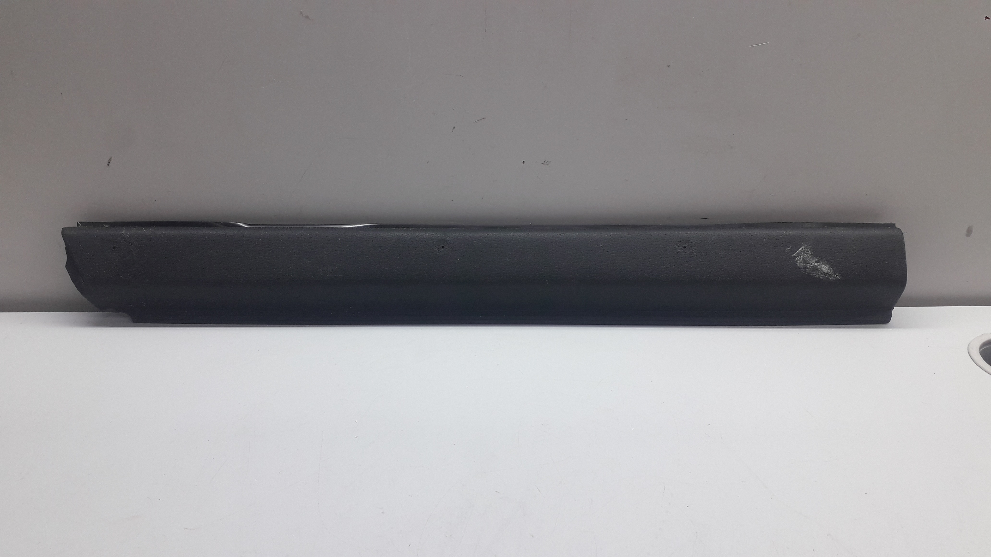 Moldura Acabamento Lado Direito Fiat Ref: 04357 Rmd 1