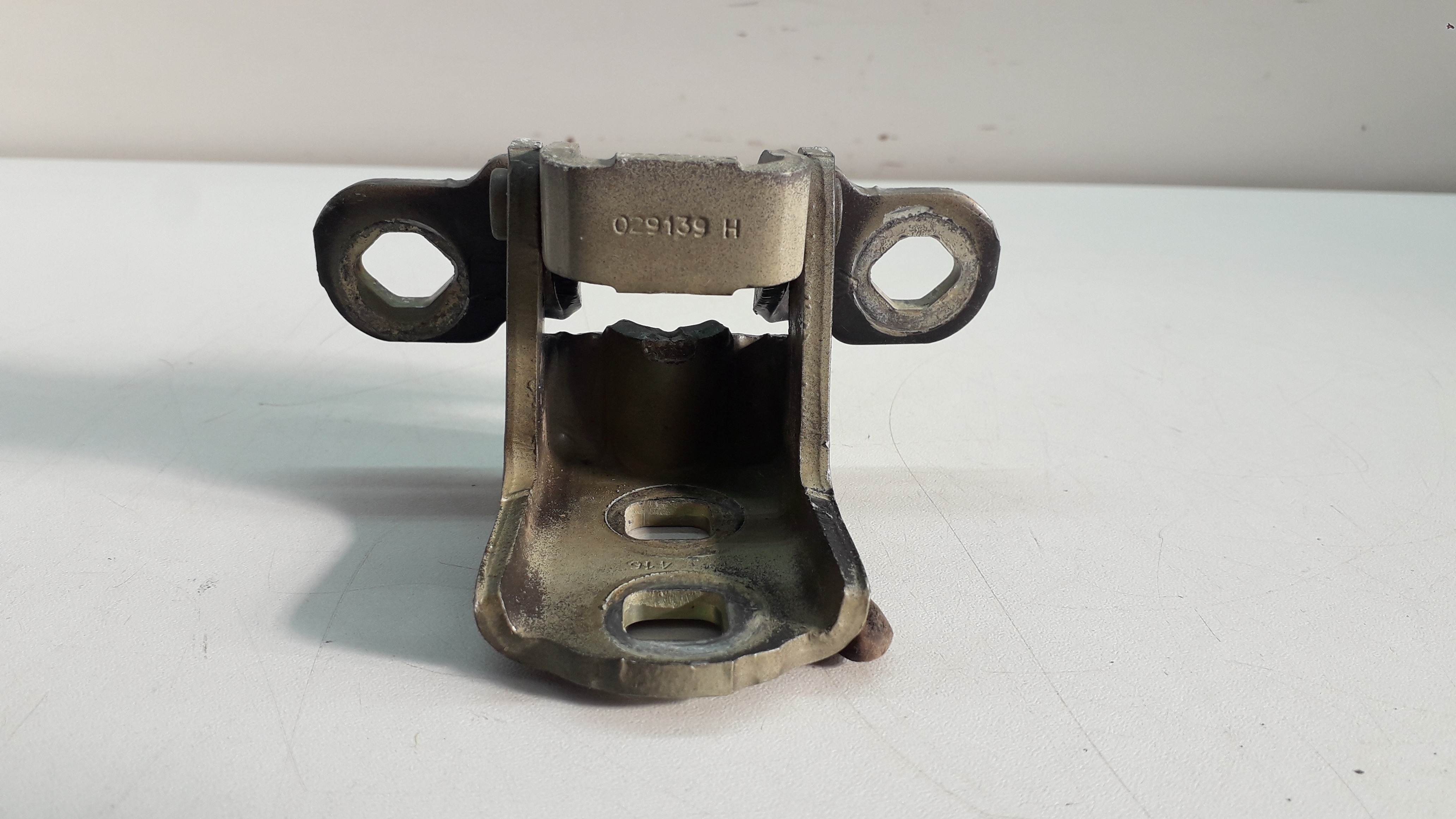 Dobradiça Porta Traseira Direita Renault Megane 2008 1