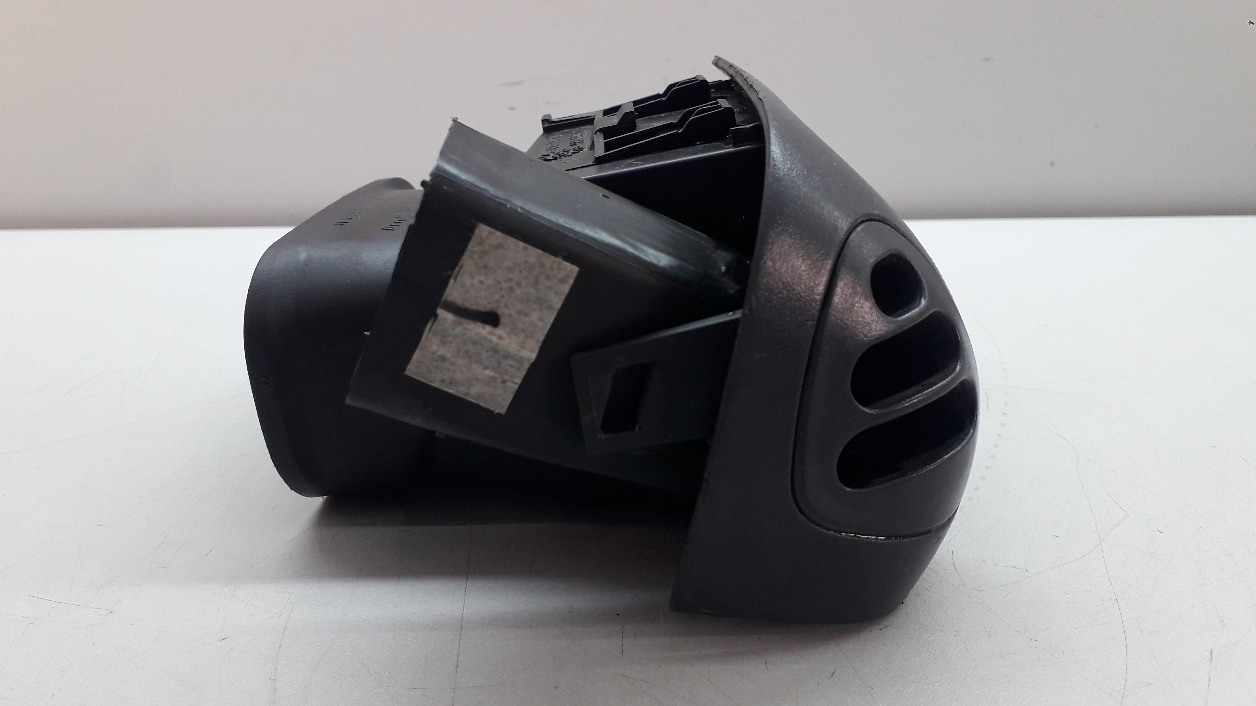 Difusor De Ar Lado Esquerdo Renault Clio 2000/2007 2