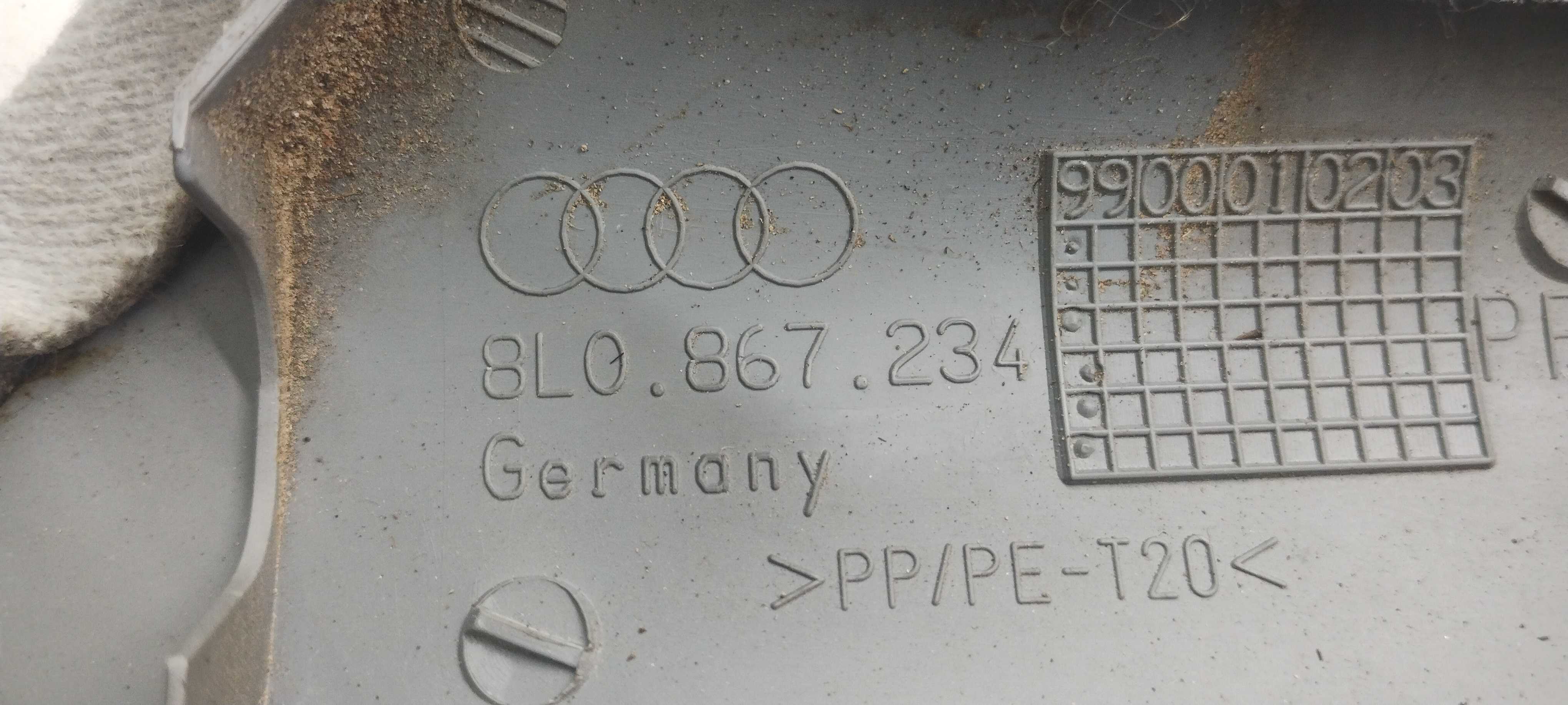 Moldura Coluna Audi A3 Dianteira Direita 99/2003 3