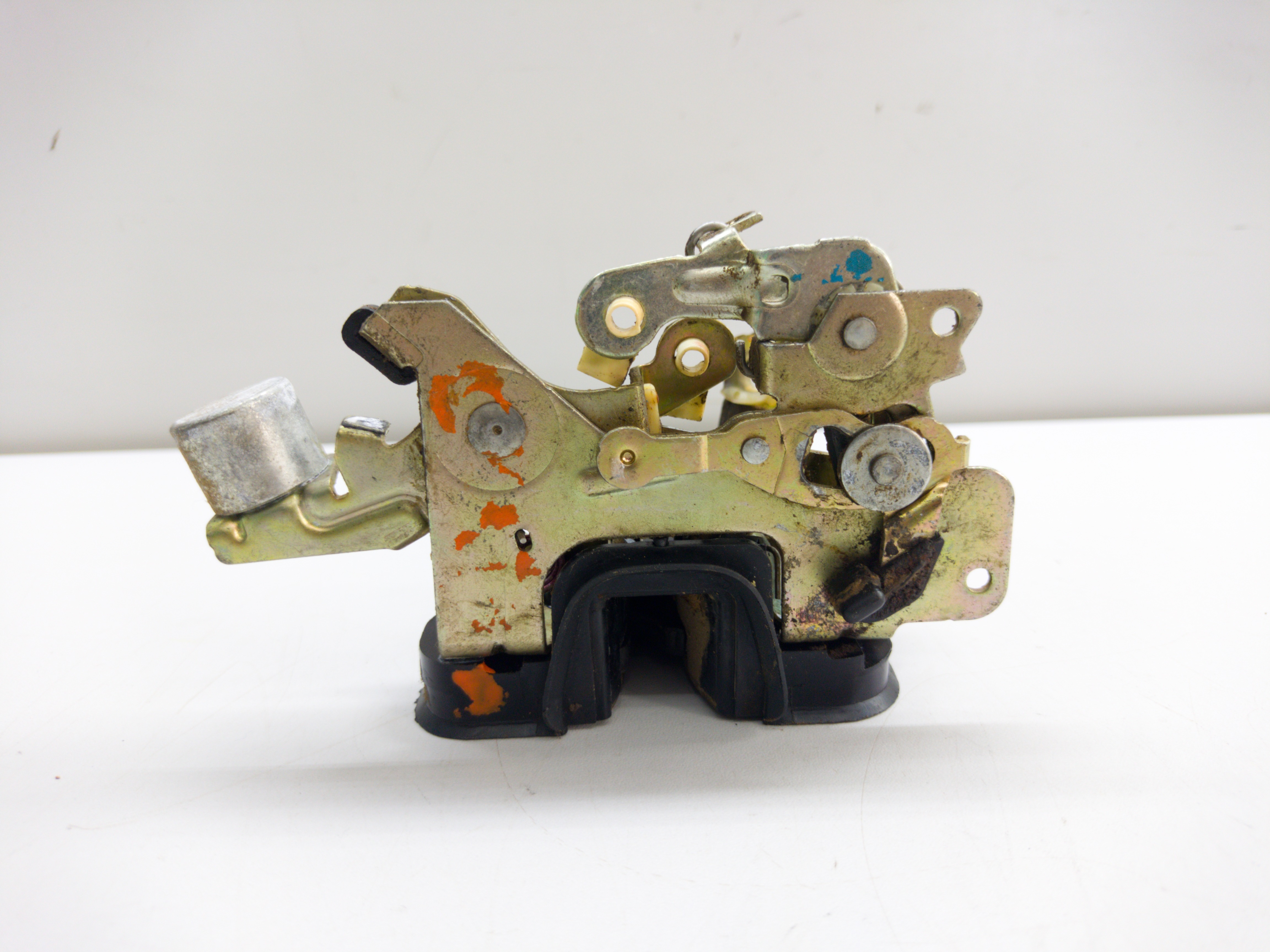 Fechadura Porta Traseira Esquerda Gm Corsa 1994 3