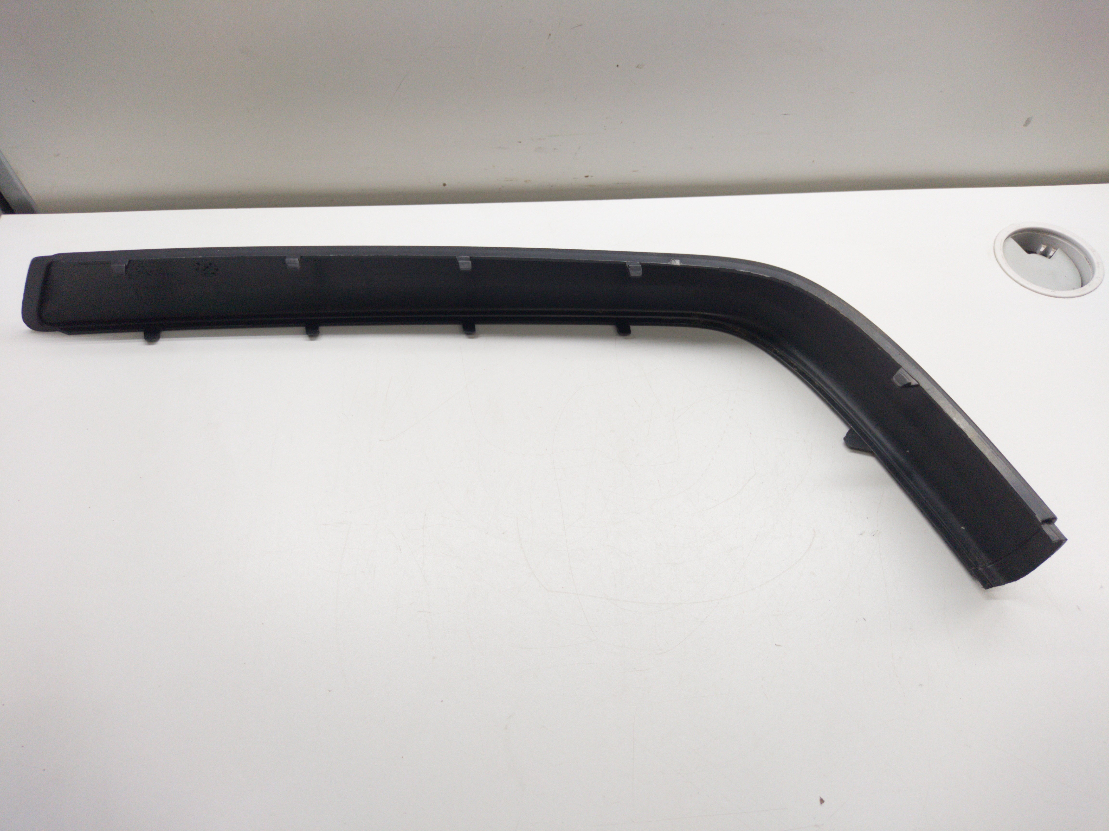 Moldura Para-choque Traseiro Esquerdo Vw Passat 97/00 Rmd 5
