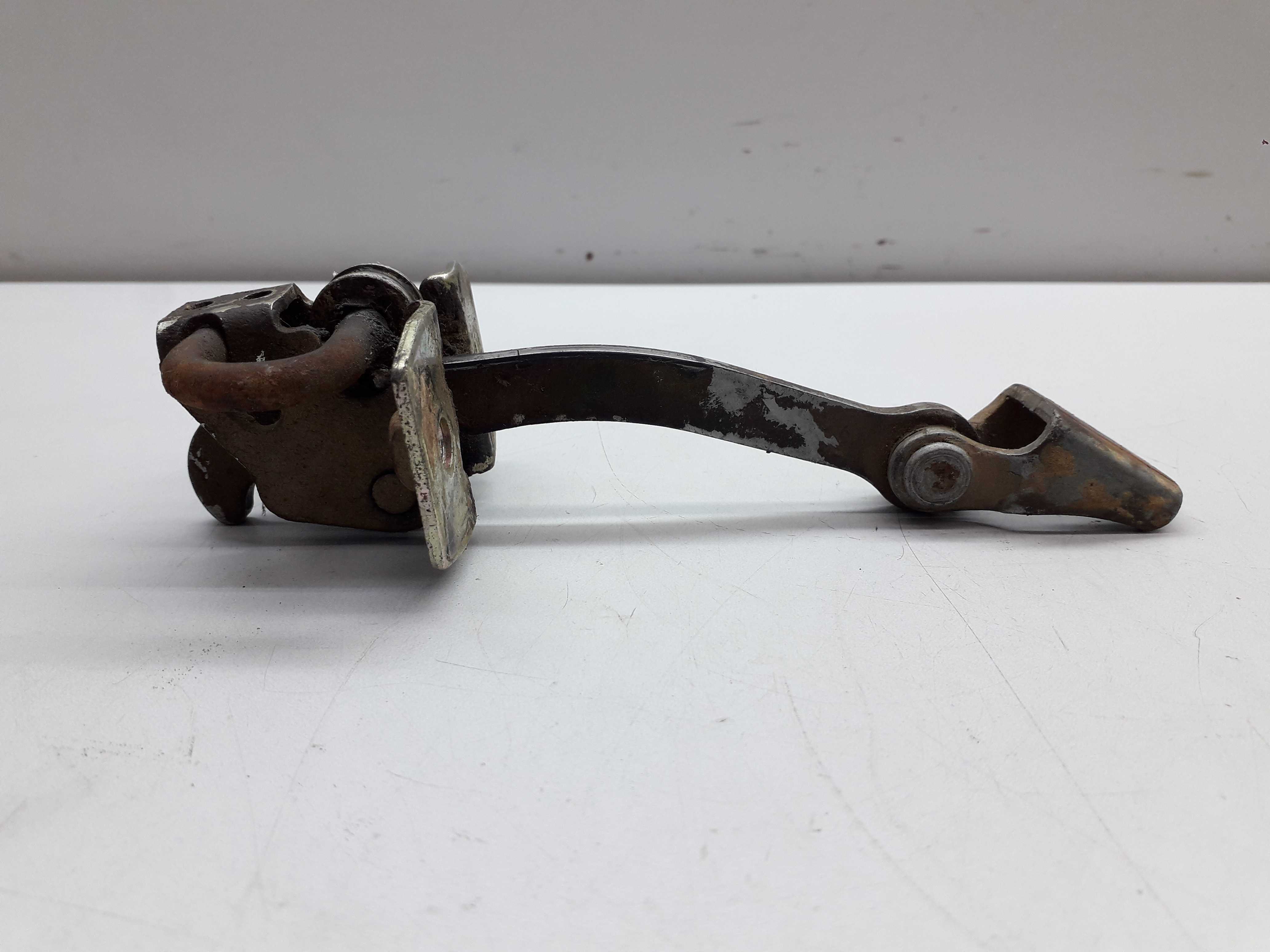 Limitador Porta Dianteira Vw Gol Parati 1994/2001 4
