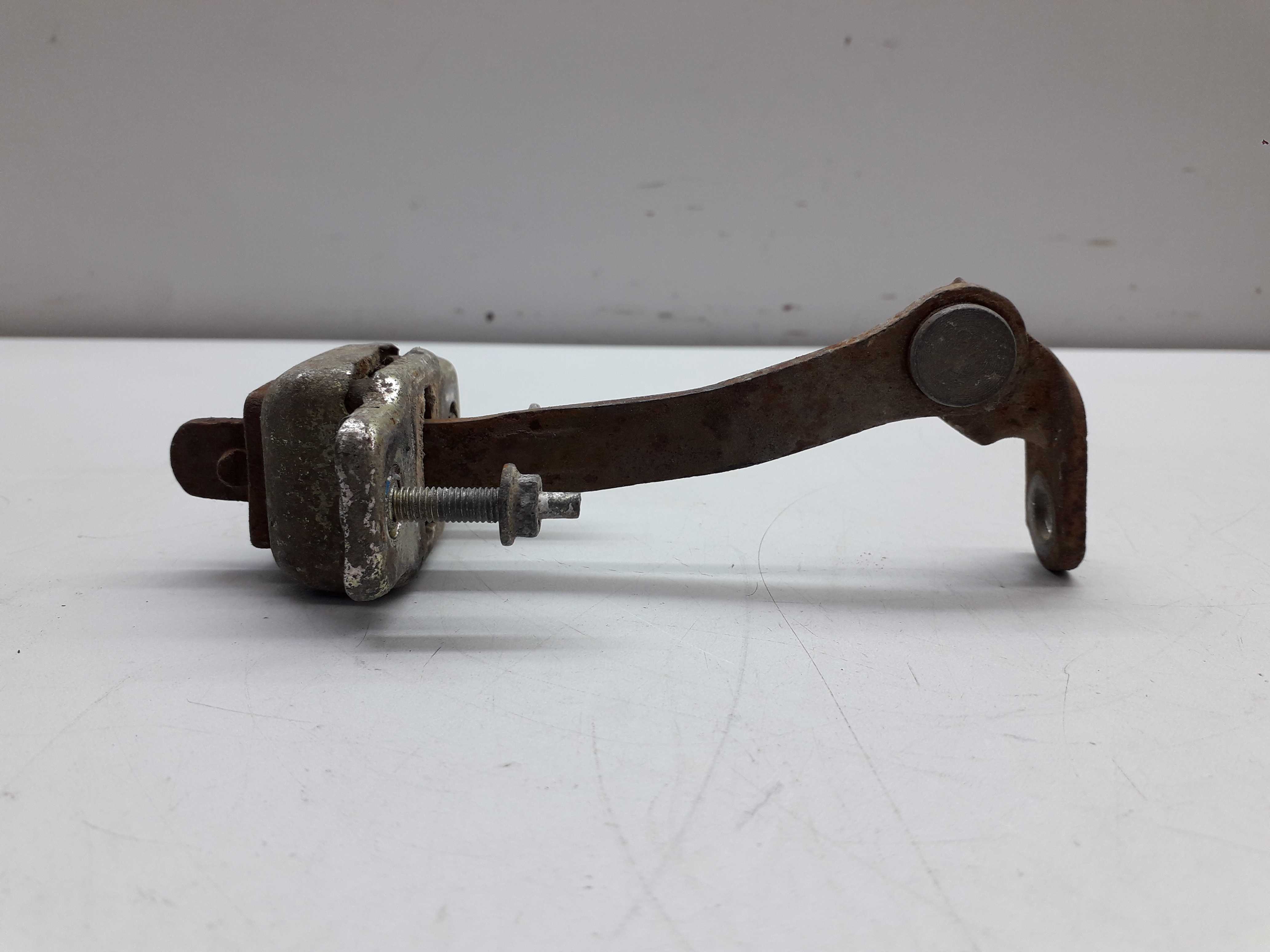 Limitador Porta Traseira Ford Fiesta 1998 2