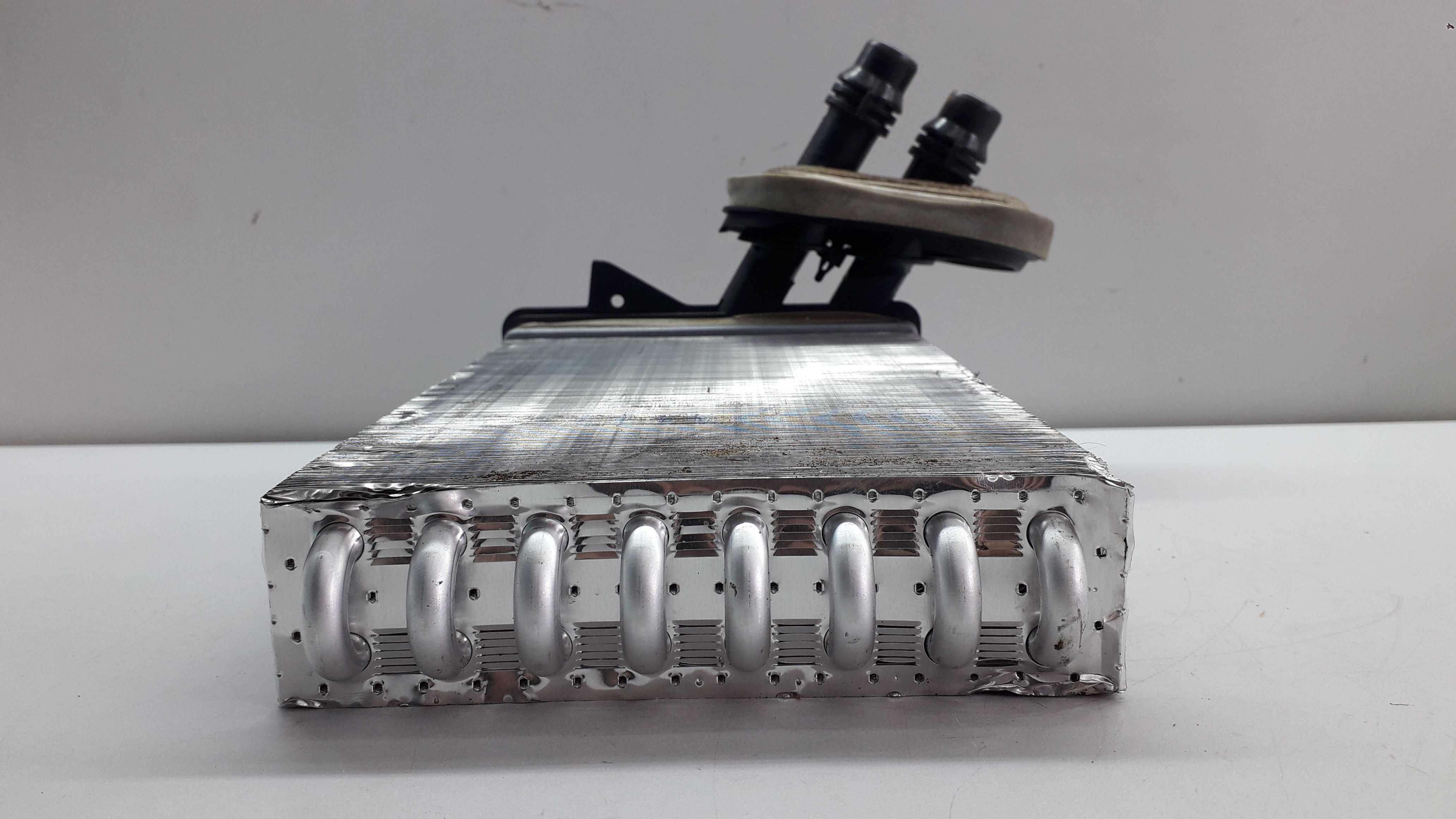 Radiador Caixa Ar Quente Vw Golf 1999/2005 3
