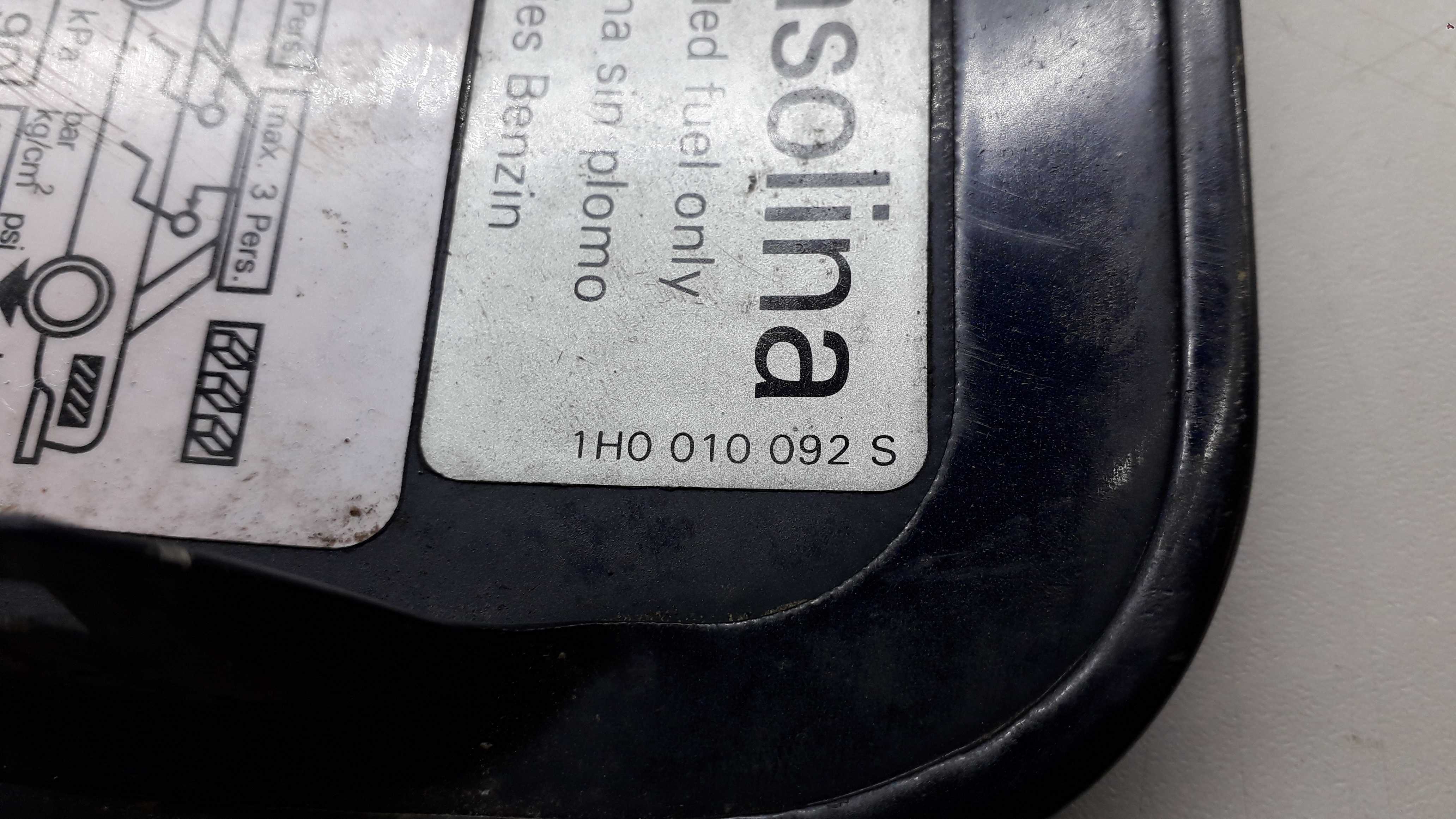 Portinhola Tampa Tanque Combustível Audi A3 99/05 Preto 3