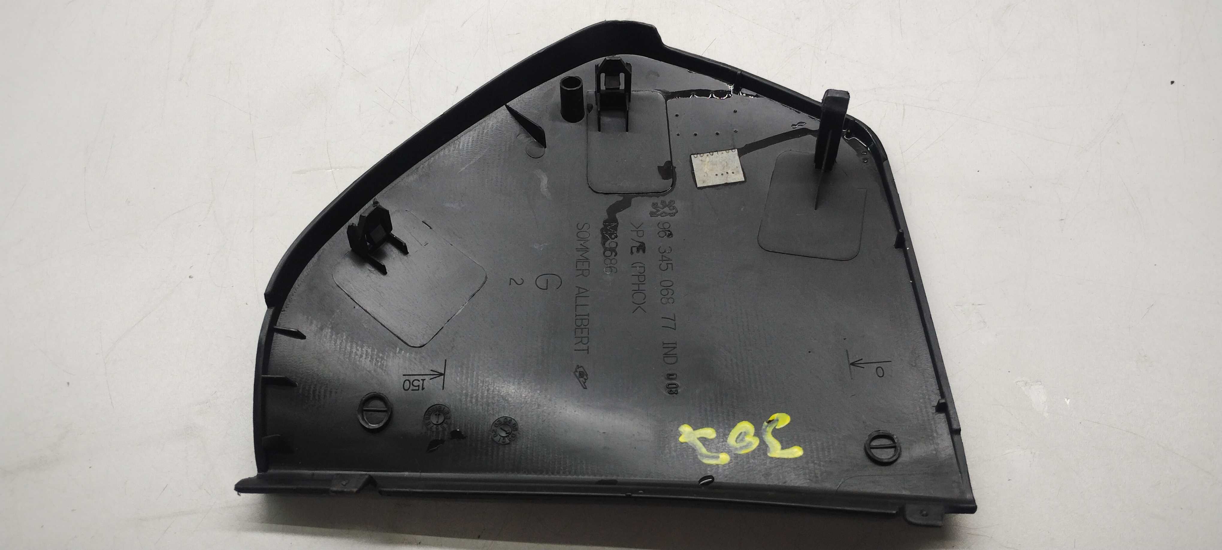 Moldura Do Painel Esquerdo Peugeot 307  2001/2008 2