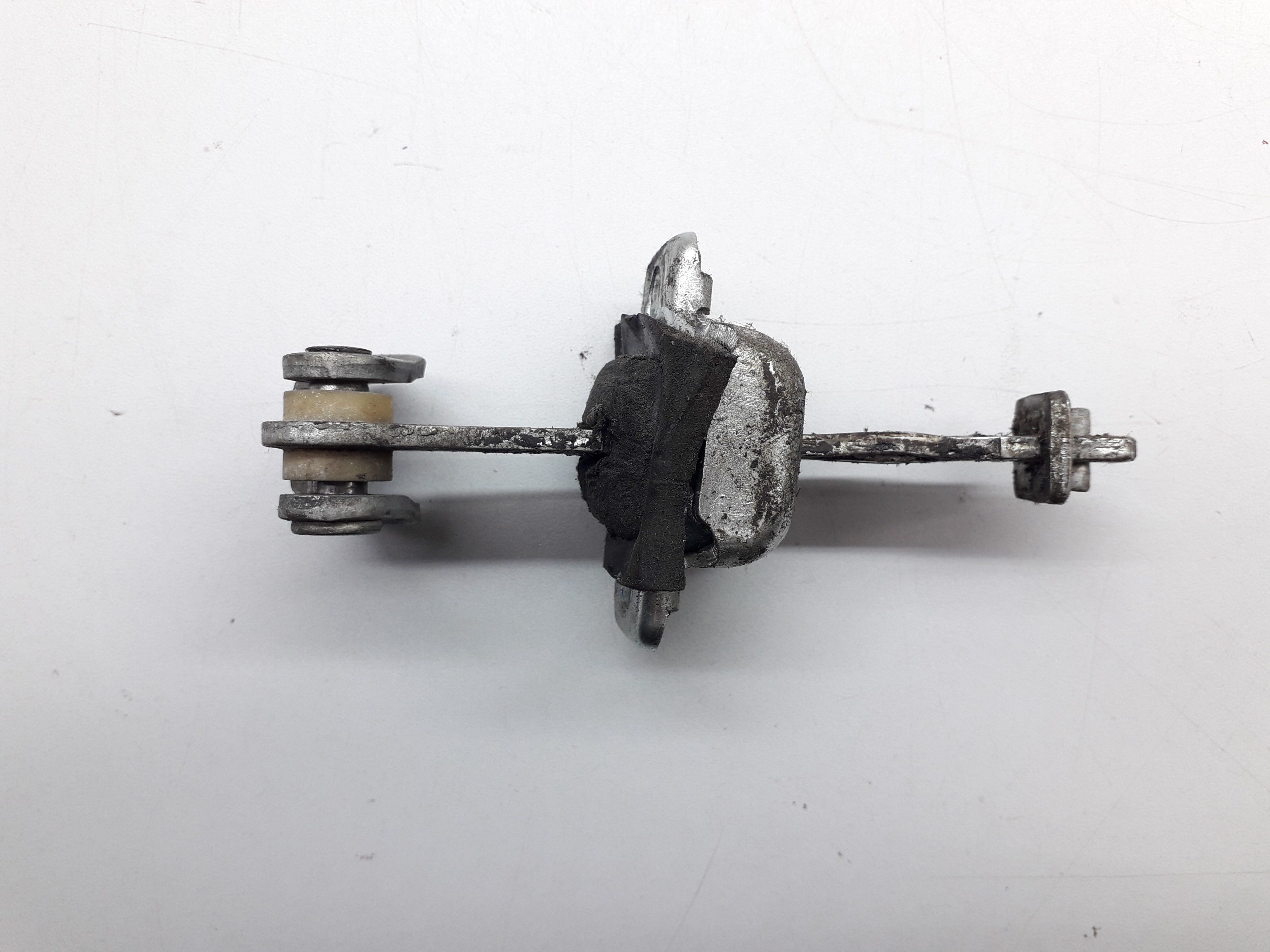 Limitador Porta Dianteira Gm Celta 2008 5