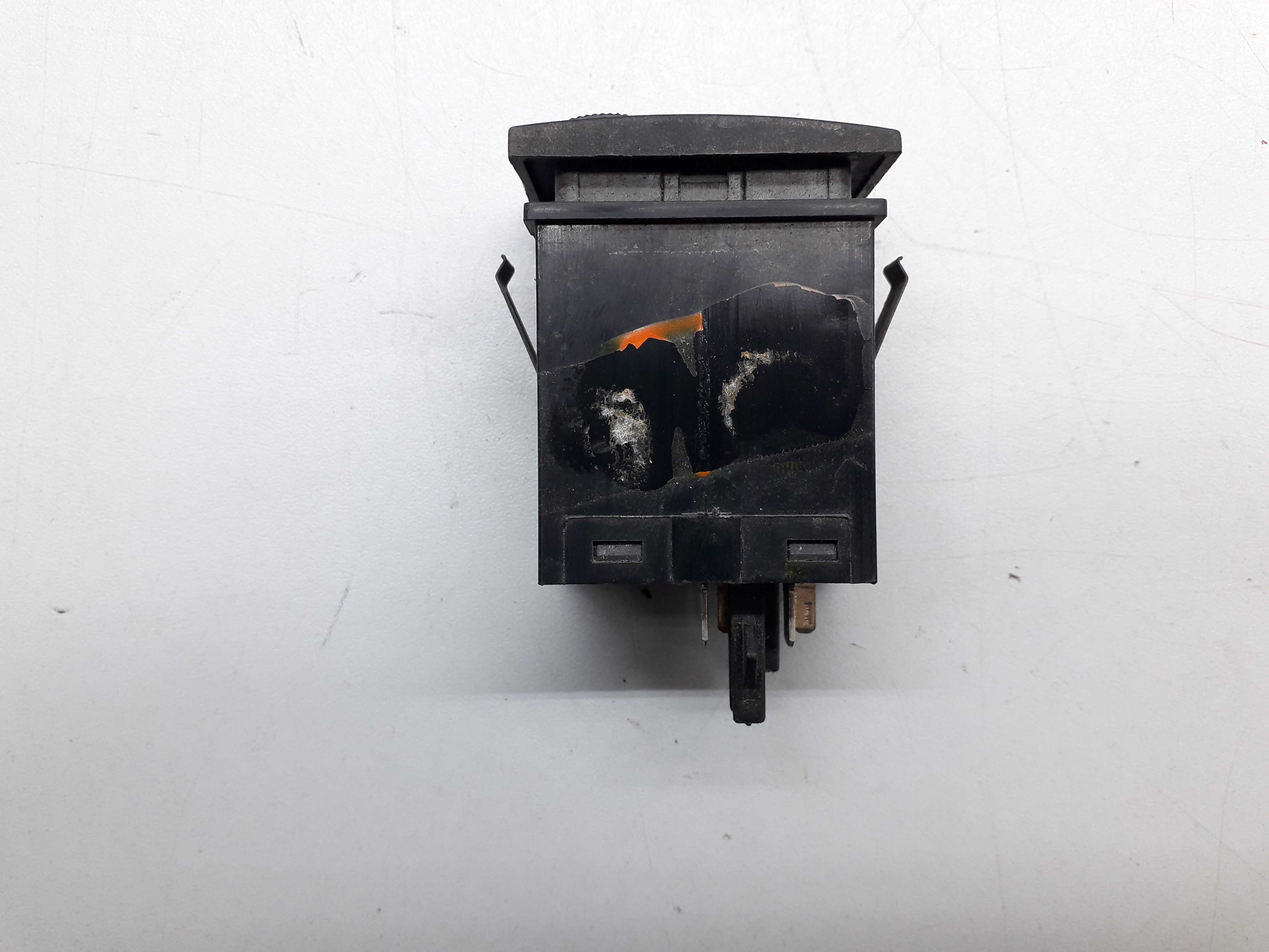 Botão Desembaçador Vw Gol Parati G3 G4 3