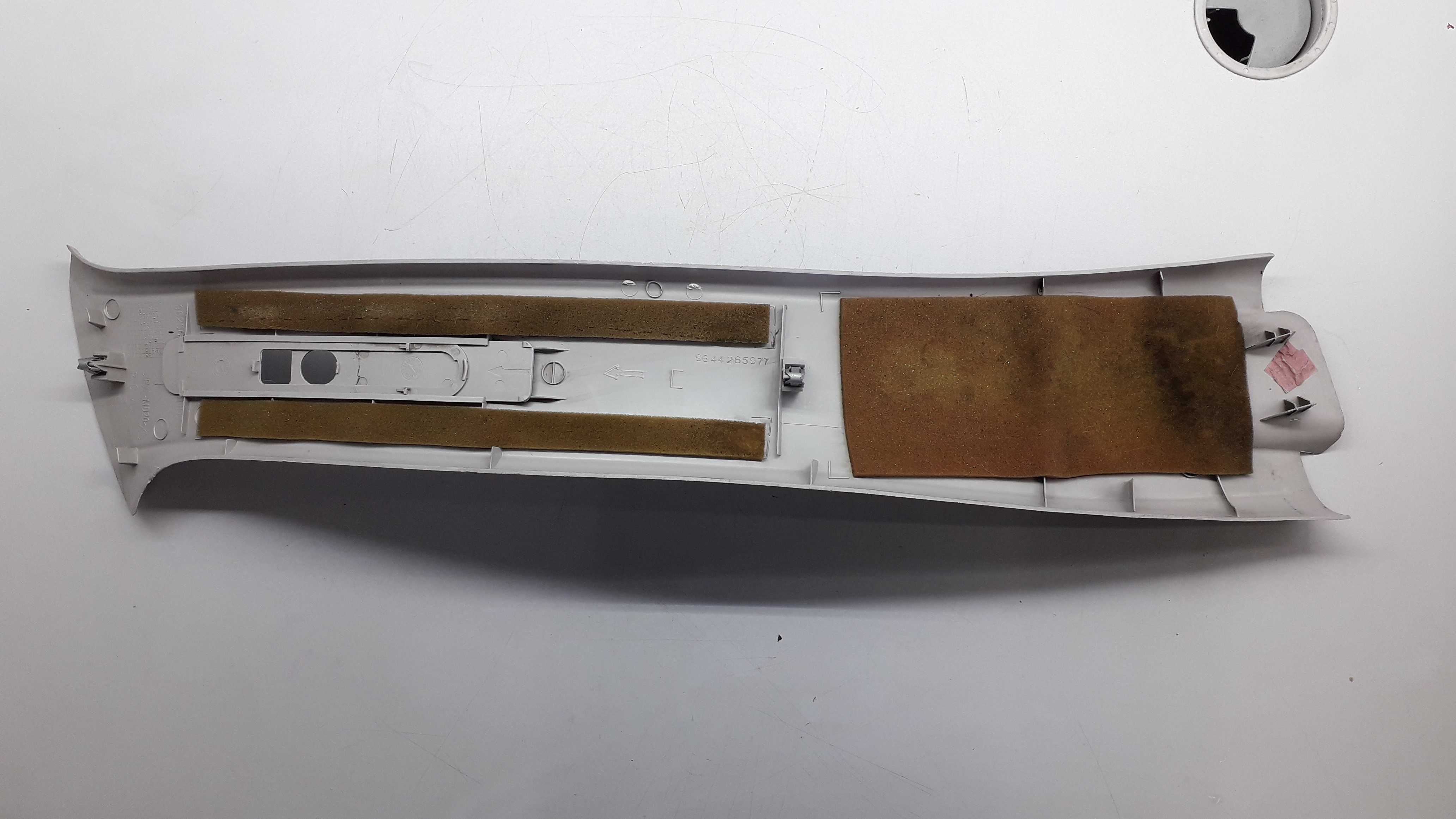 Moldura Coluna Central Esquerda Peugeot 206 2007 4
