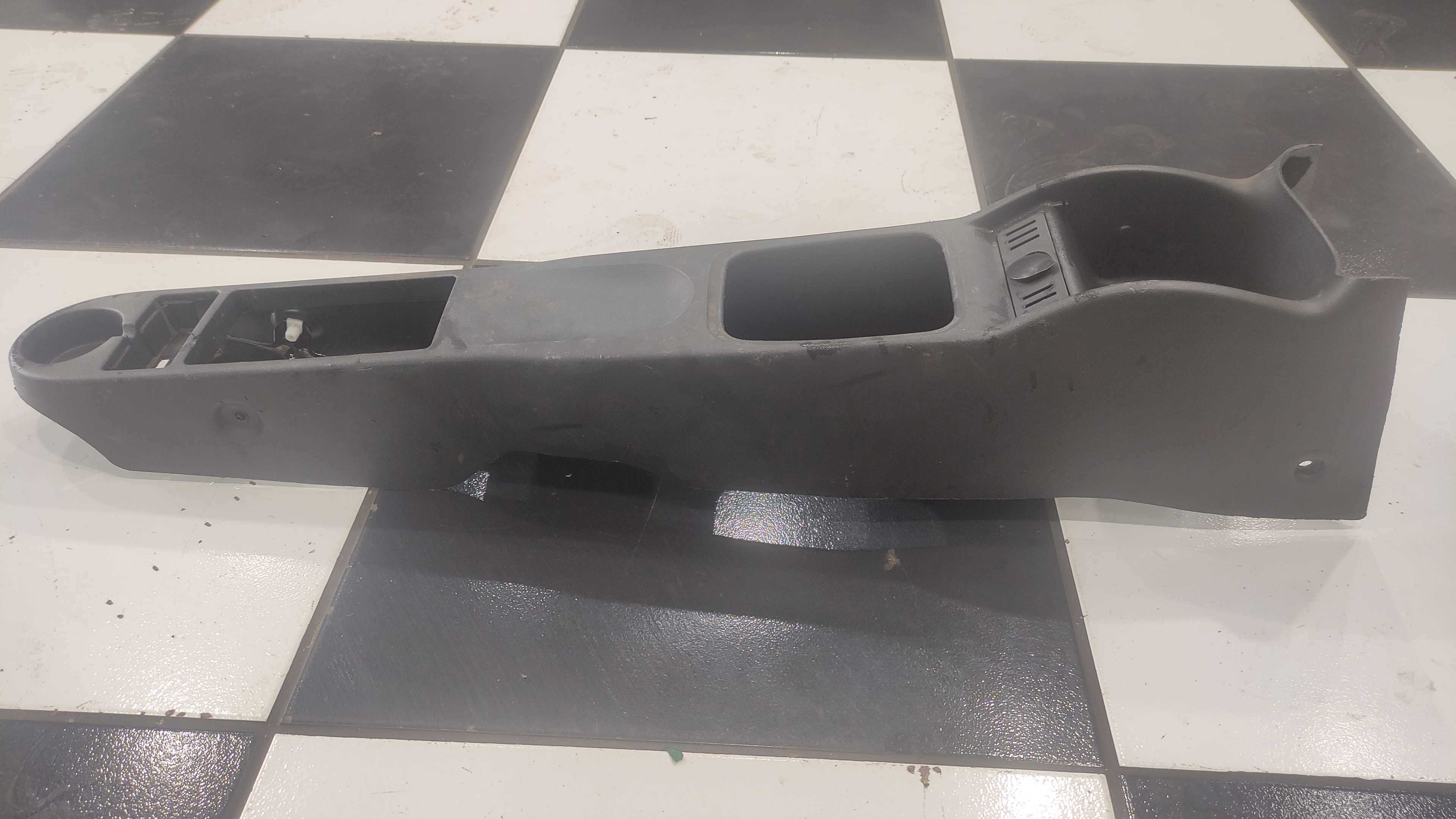 Console Central Chevrolet Corsa Montana 2003 A 2010 1