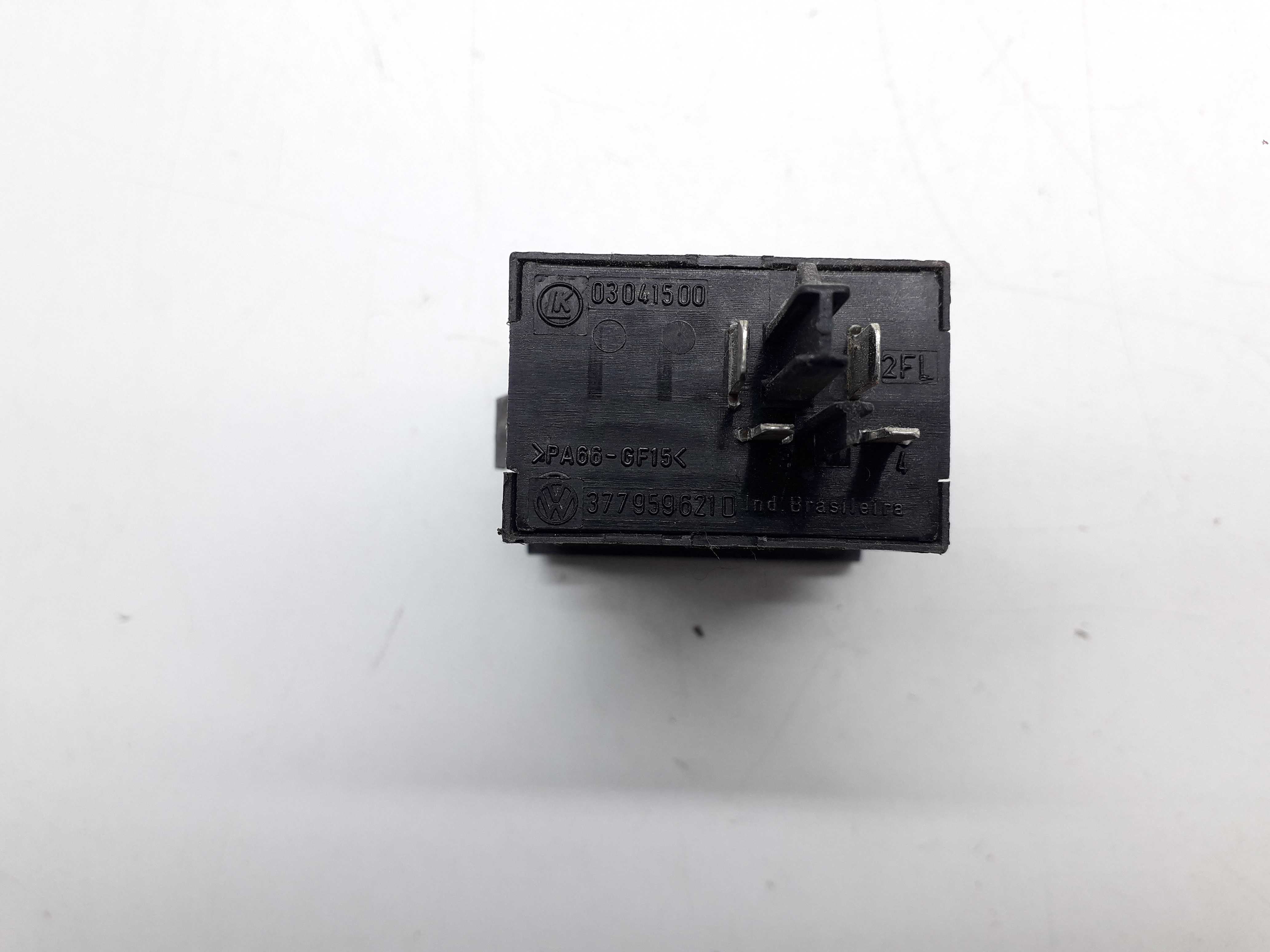Botão Desembaçador Vw Gol Parati G3 G4 6