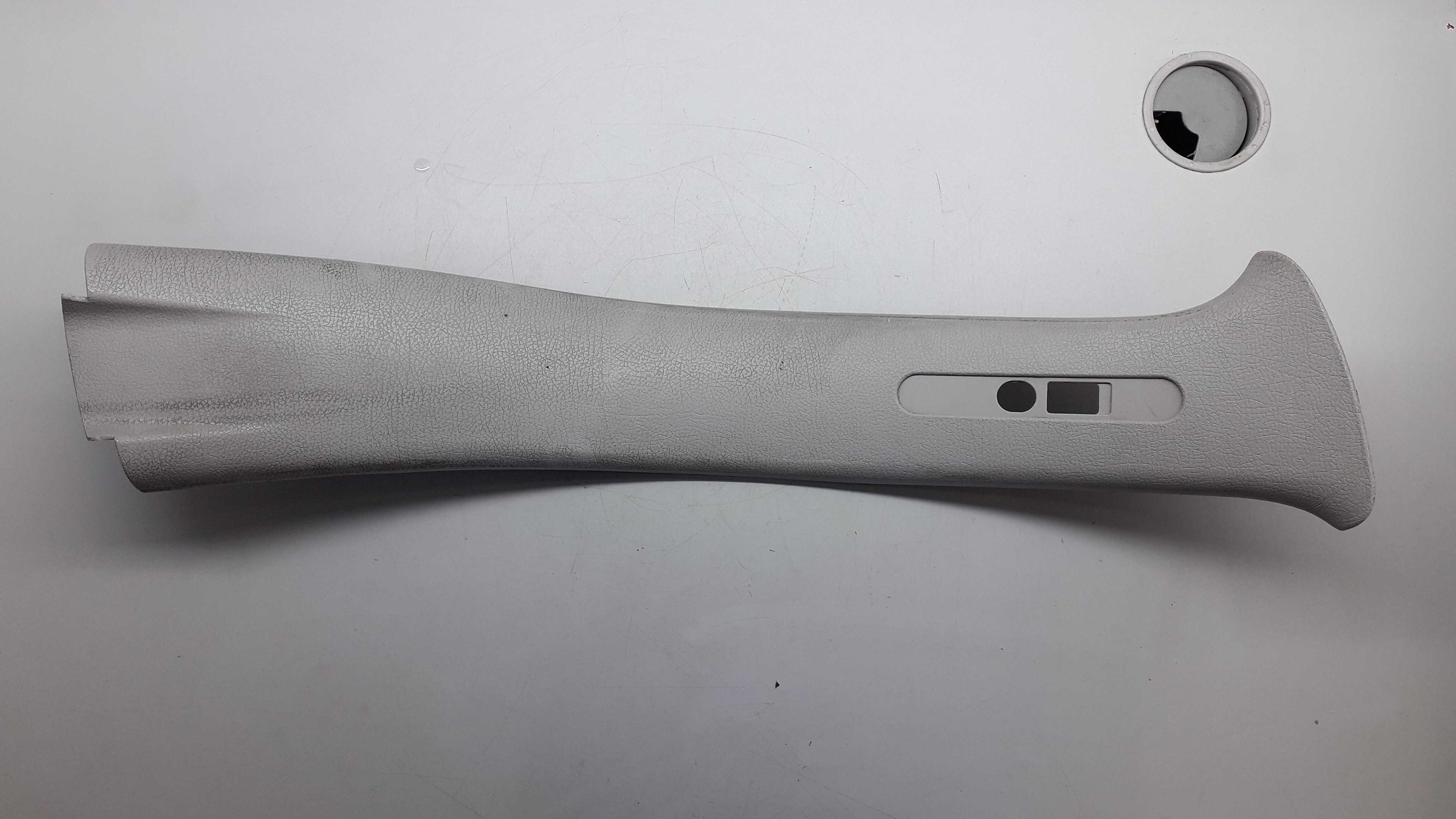 Moldura Coluna Central Direita Peugeot 206 2007 1