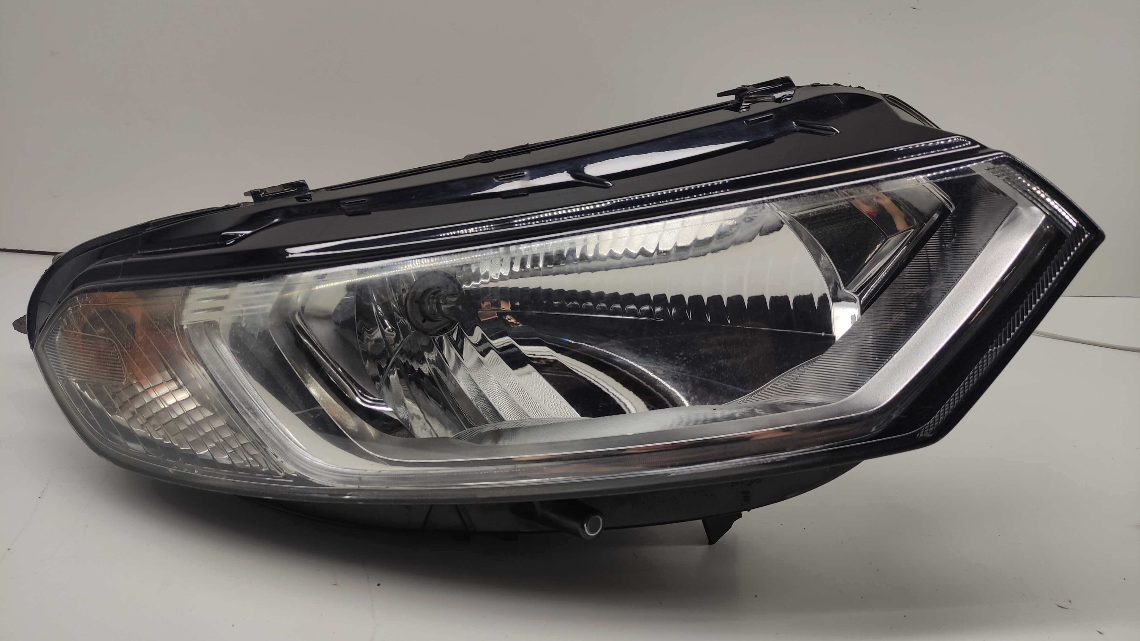 Farol Ford Ecosport Lado Direito 2013 1