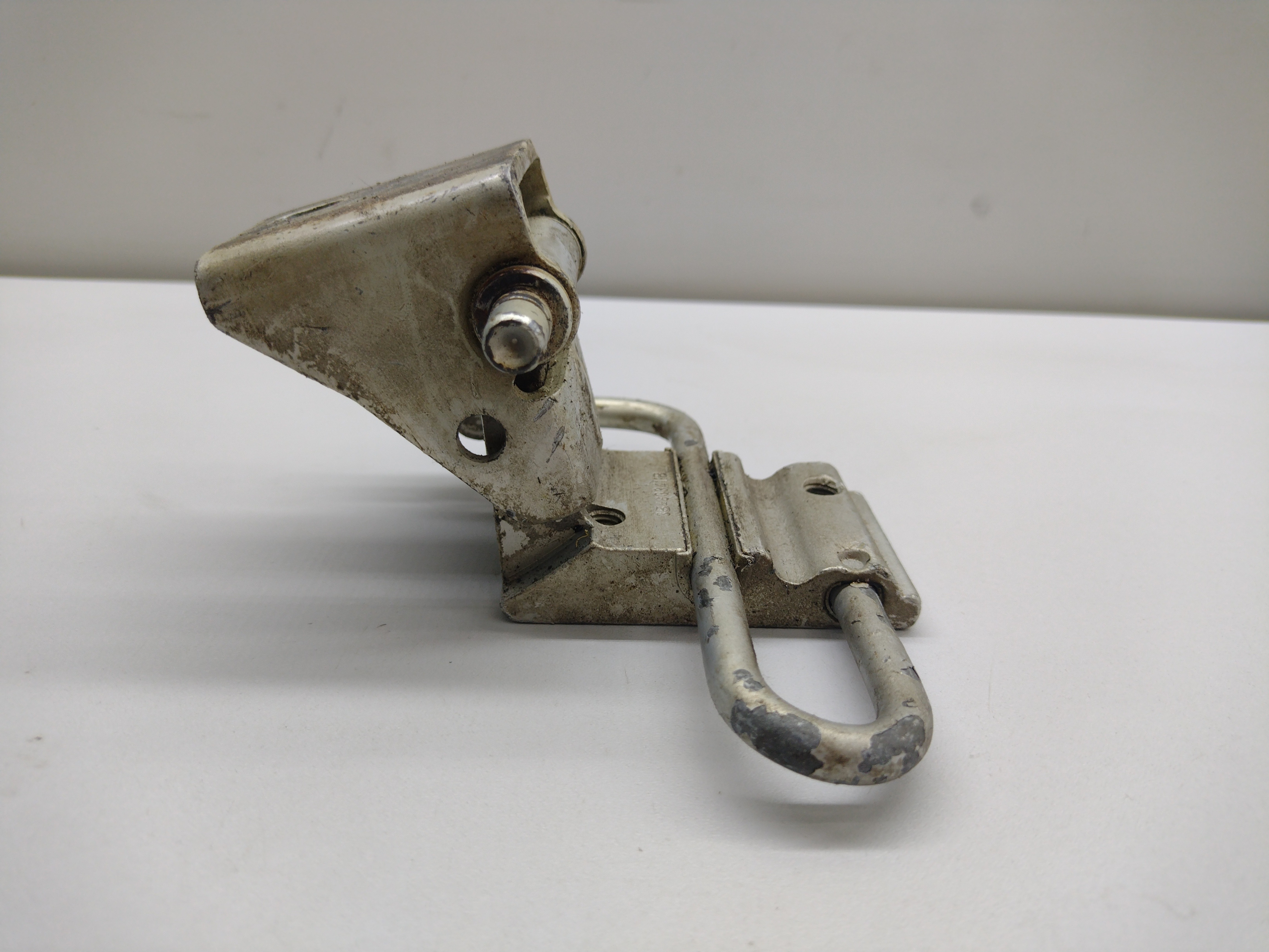 Dobradiça Porta Traseira Esquerda Vw Passat Alemão 99 3