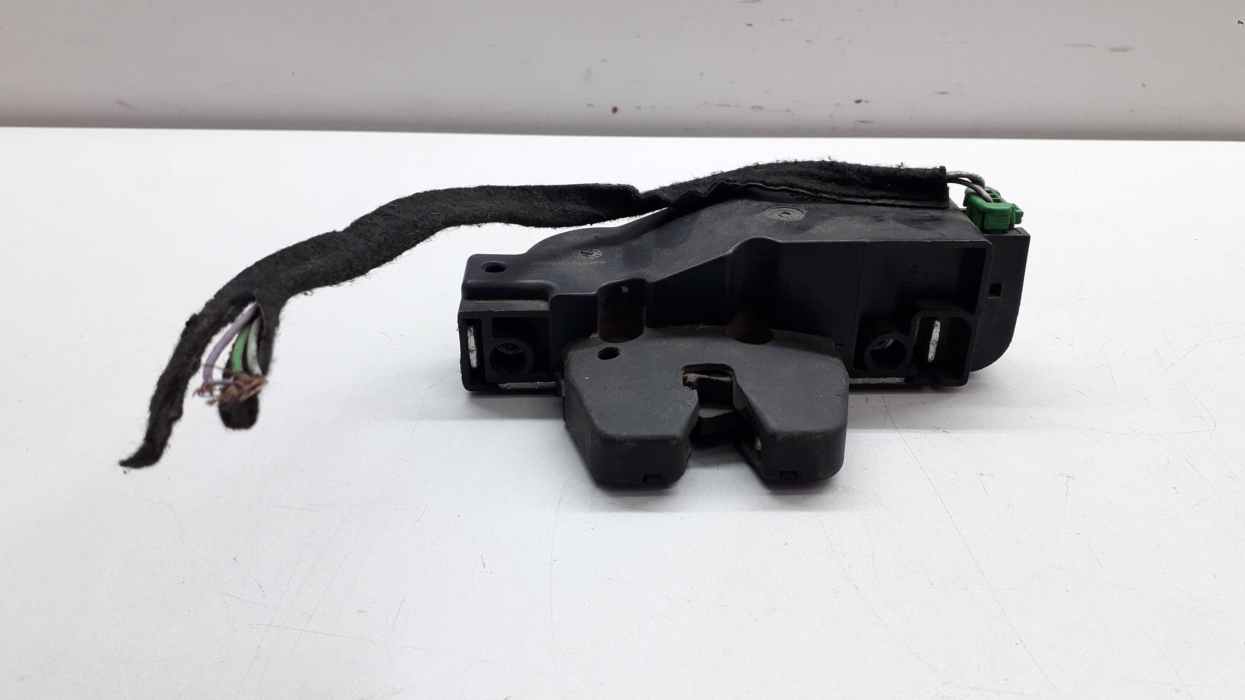 Fechadura Tampa Traseira Peugeot 206 Sw 2