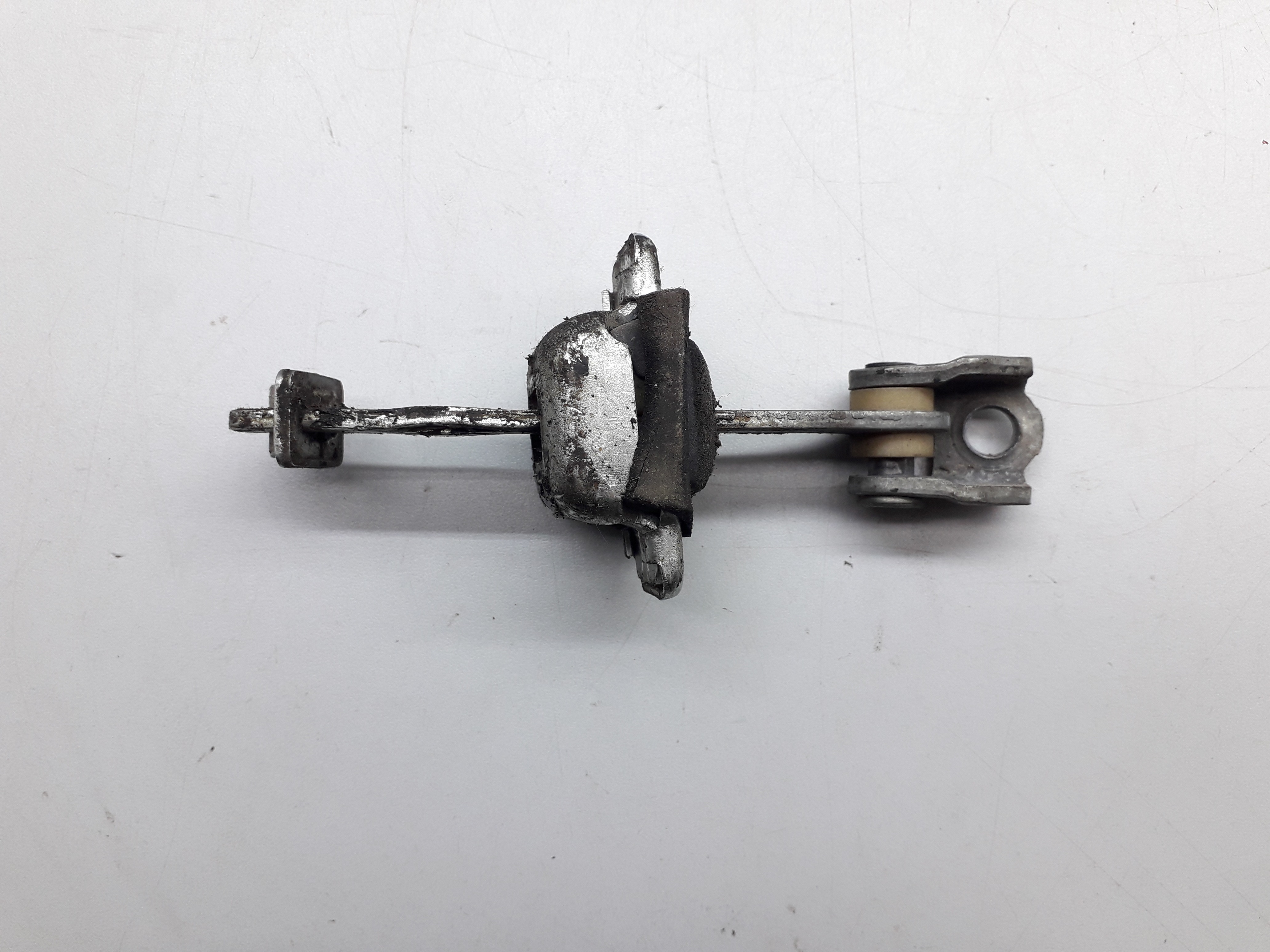 Limitador Porta Dianteira Gm Celta 2008 1