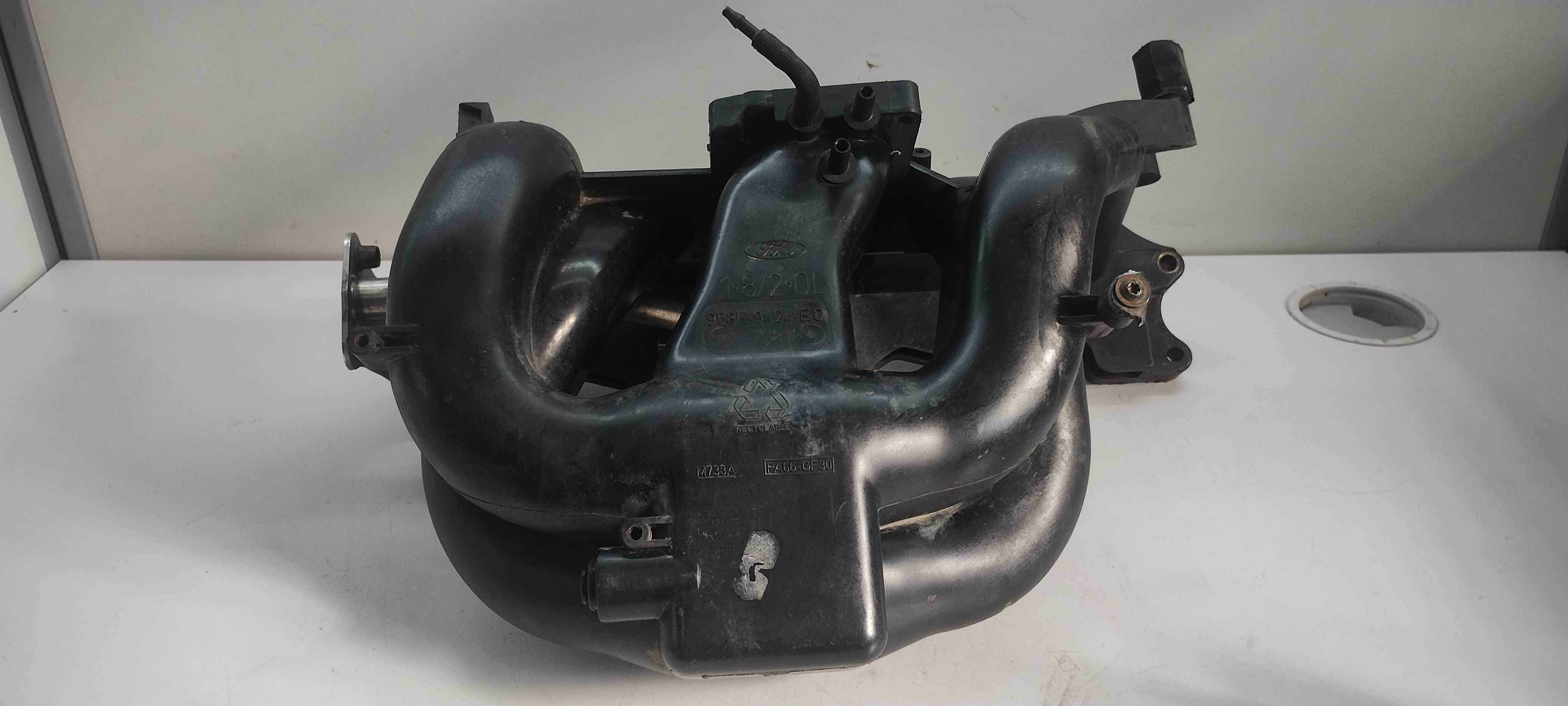Coletor Admissão Ford Mondeo 2.0 16v 96/02 2