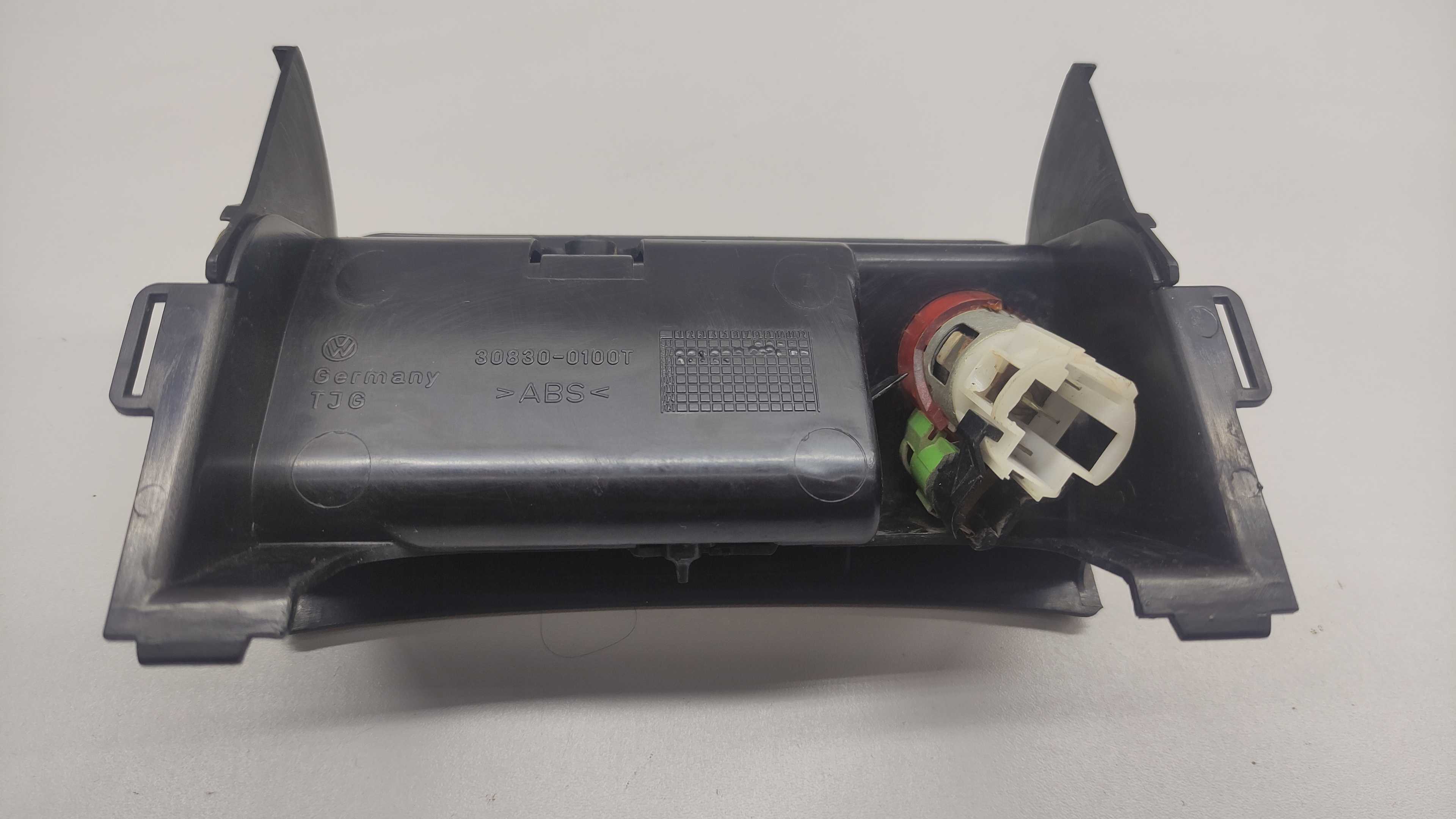 Cinzeiro Painel Passat Alemão 99 2
