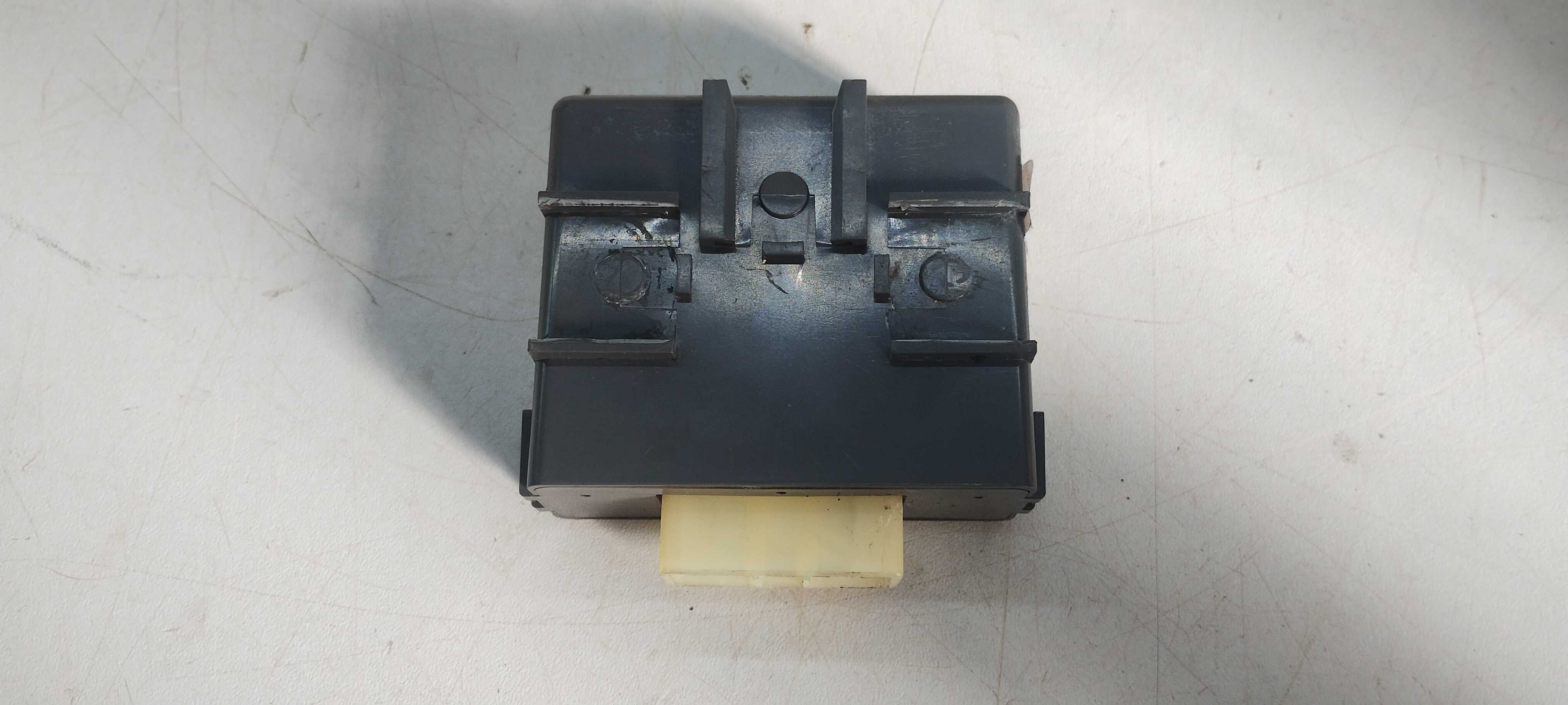 Módulo Amplificador Antena Mitsubishi Pajero Sport 2002 2