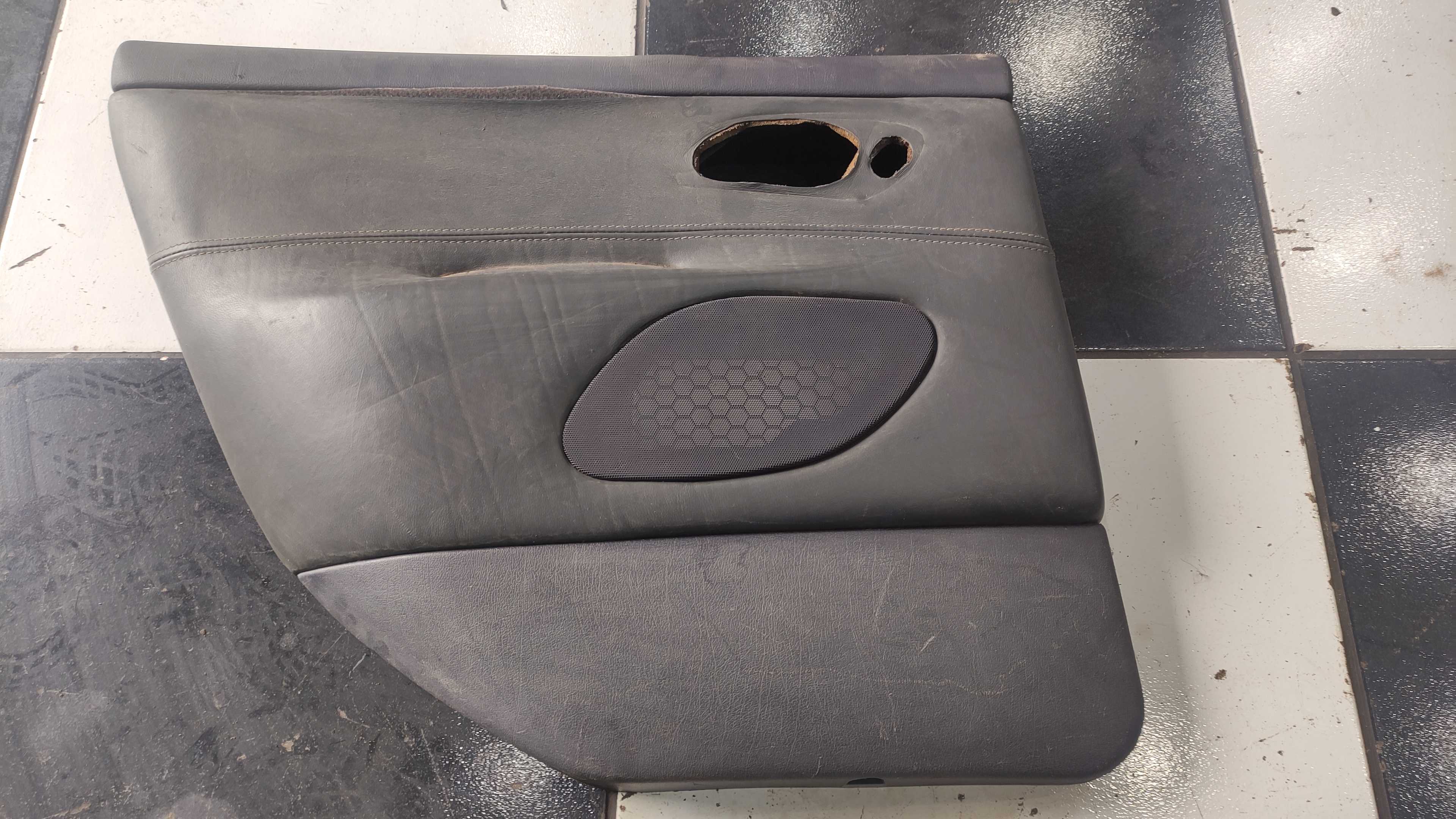 Forro De Porta Traseira Esquerda Ford Mondeo 98 1