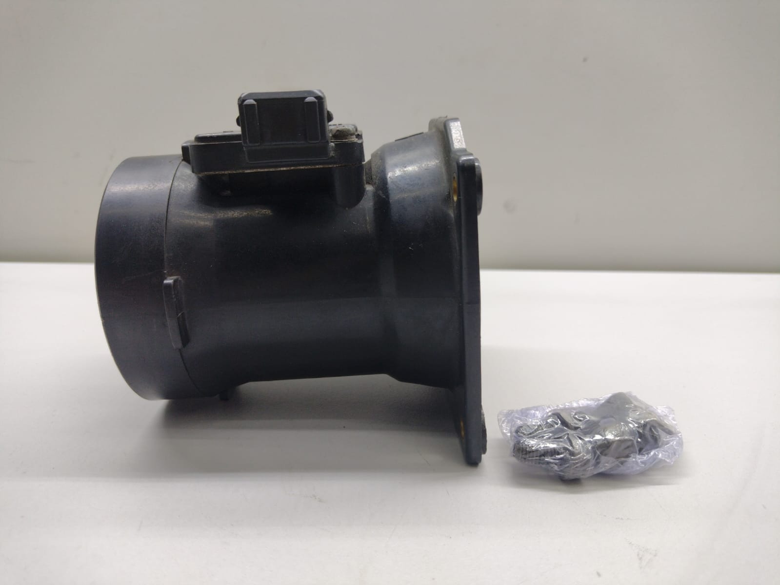 Sensor De Fluxo De Ar Audi A4/passat 2.8 6
