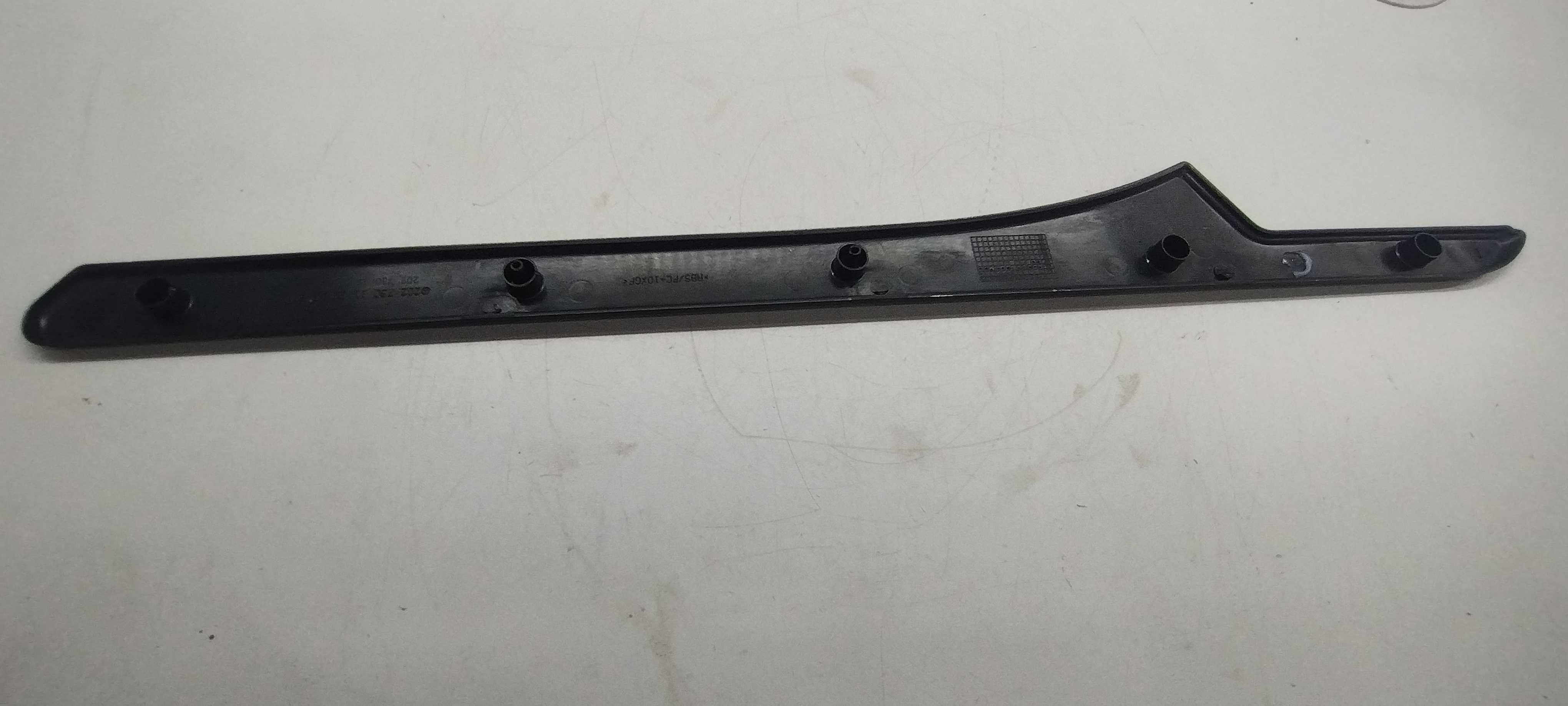 Friso Forro De Porta Dianteira Direita Mercedes E320 1999 3