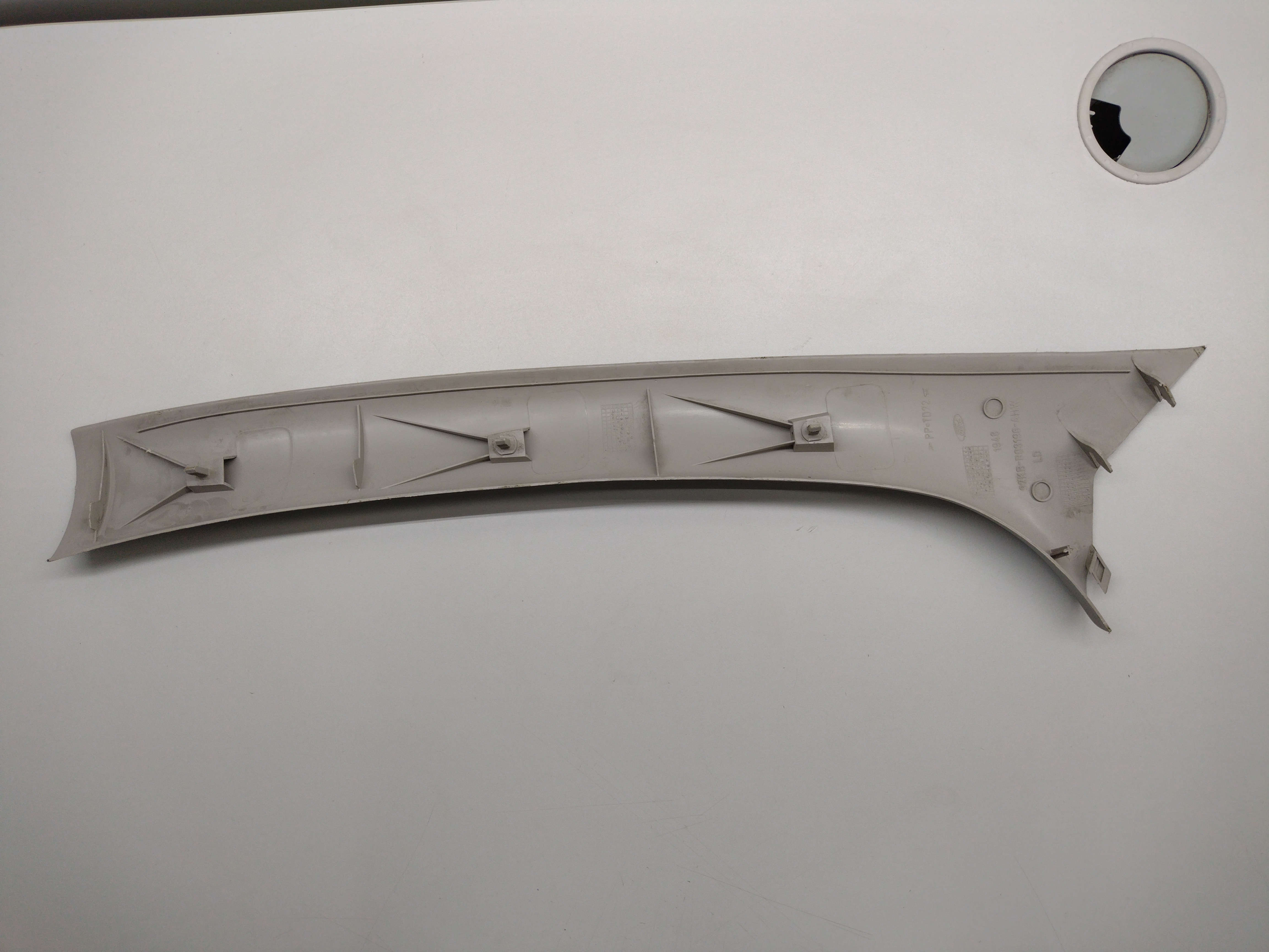 Moldura Acabamento Lateral Parabrisa L/d Ford Ka 08/13 2