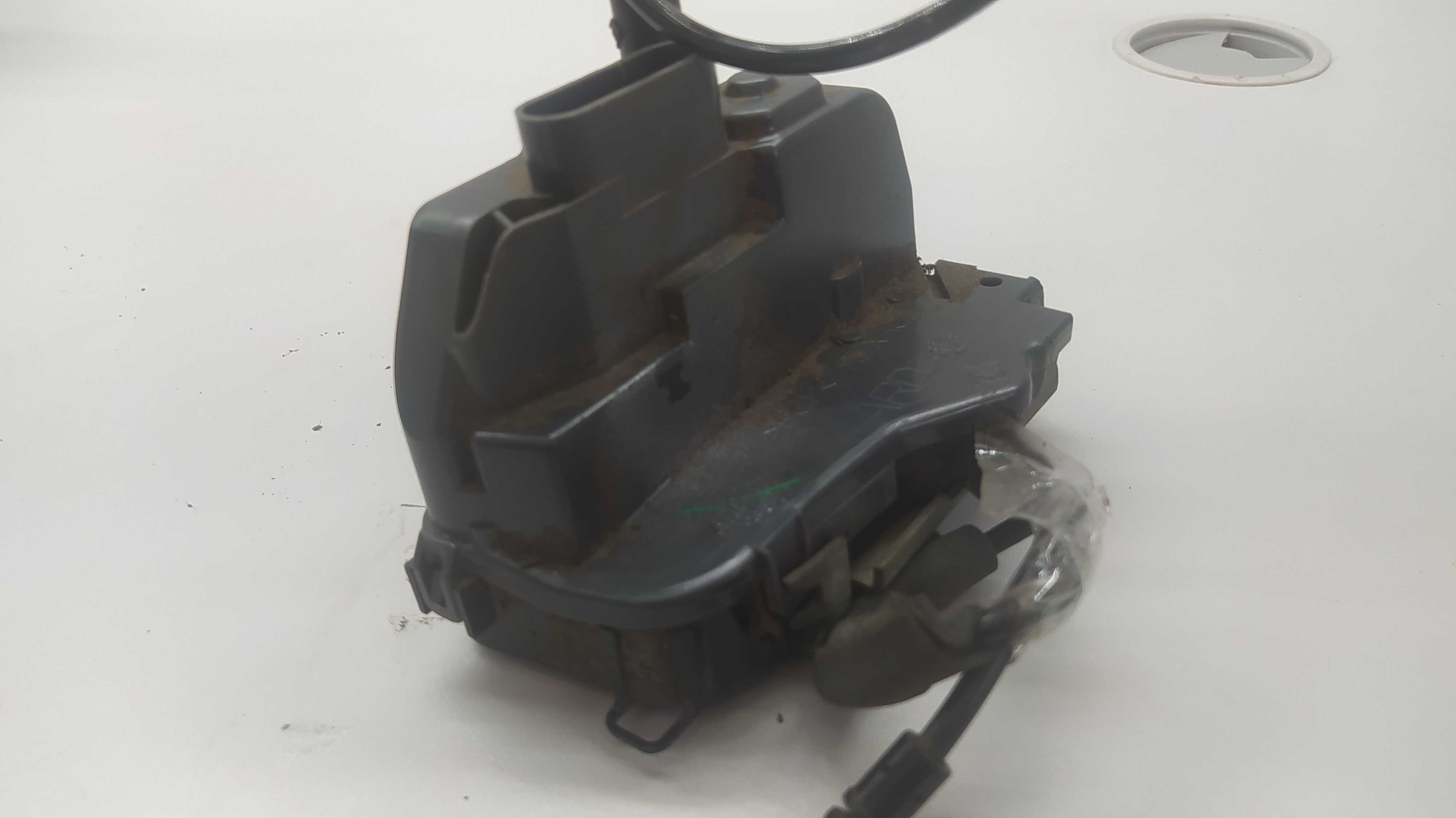 Fechadura Dianteira Direita Renault Megane Grand Tour 2008 3