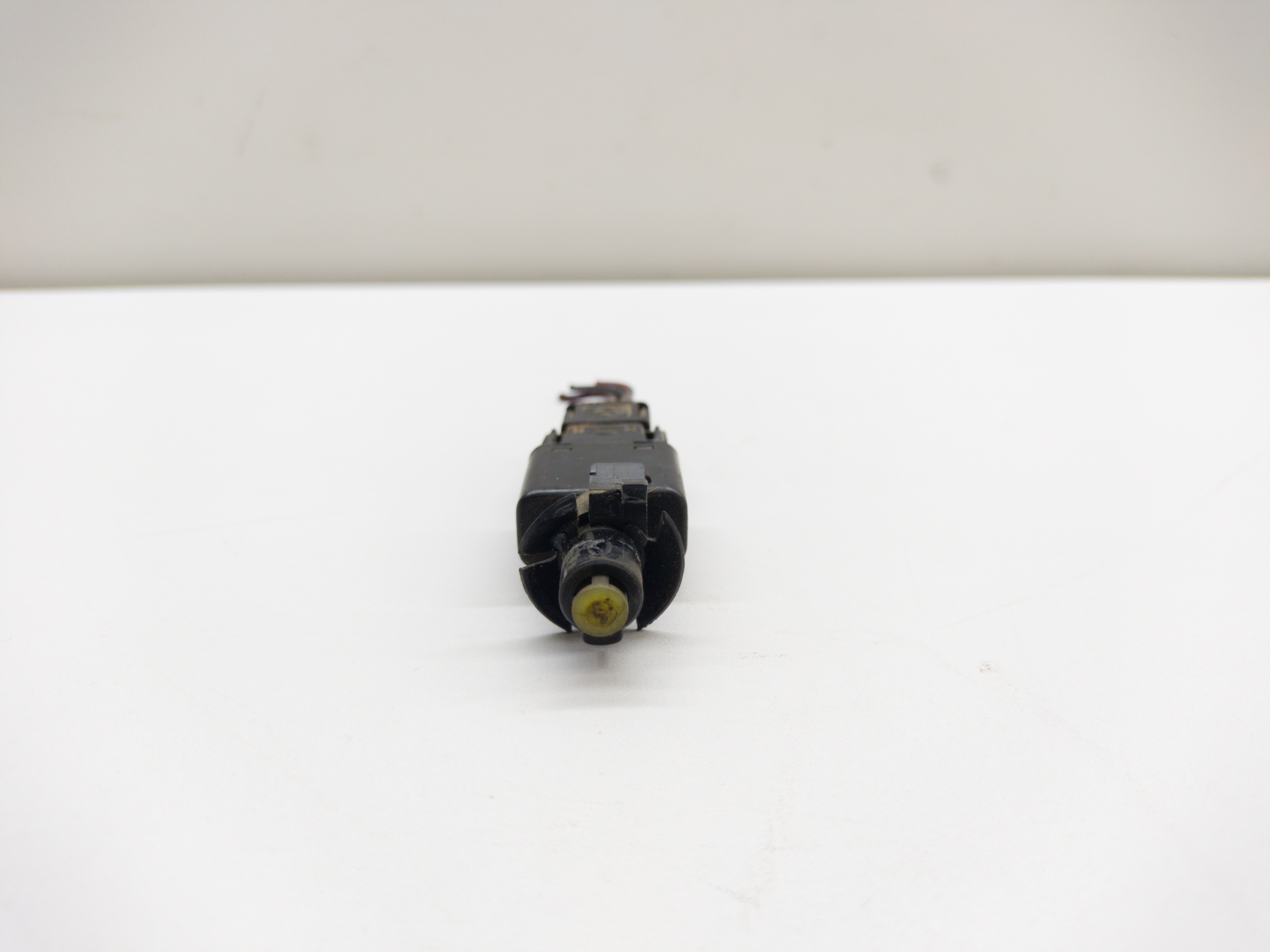 Interruptor Luz De Freio Mercedes C280 5