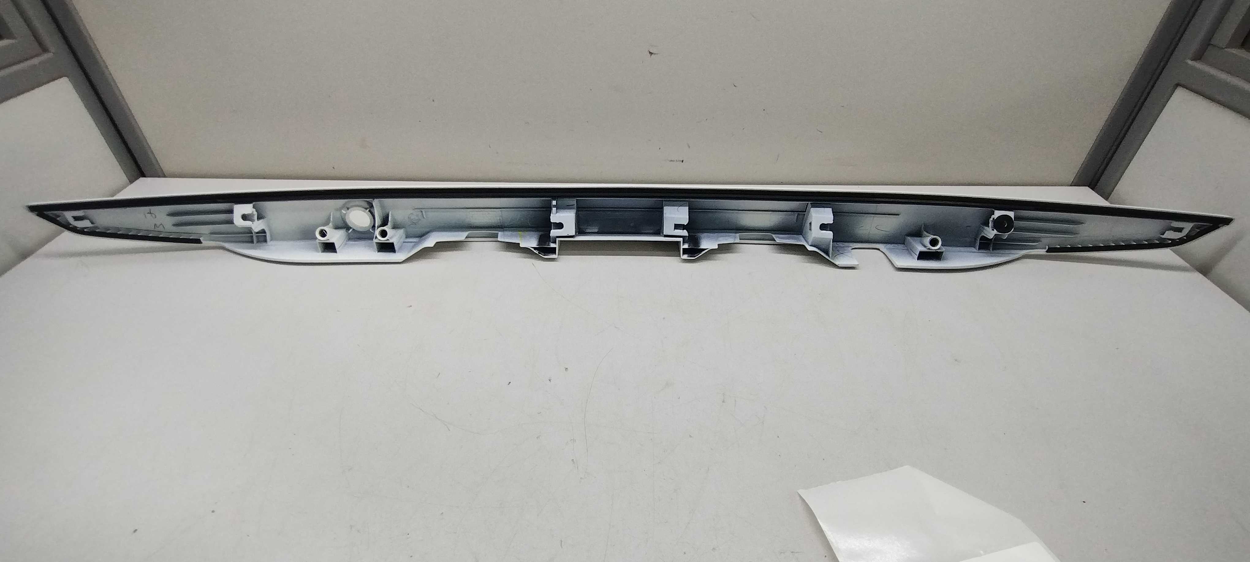 Moldura Tampa Traseira Toyota Corola 2012/2014 2