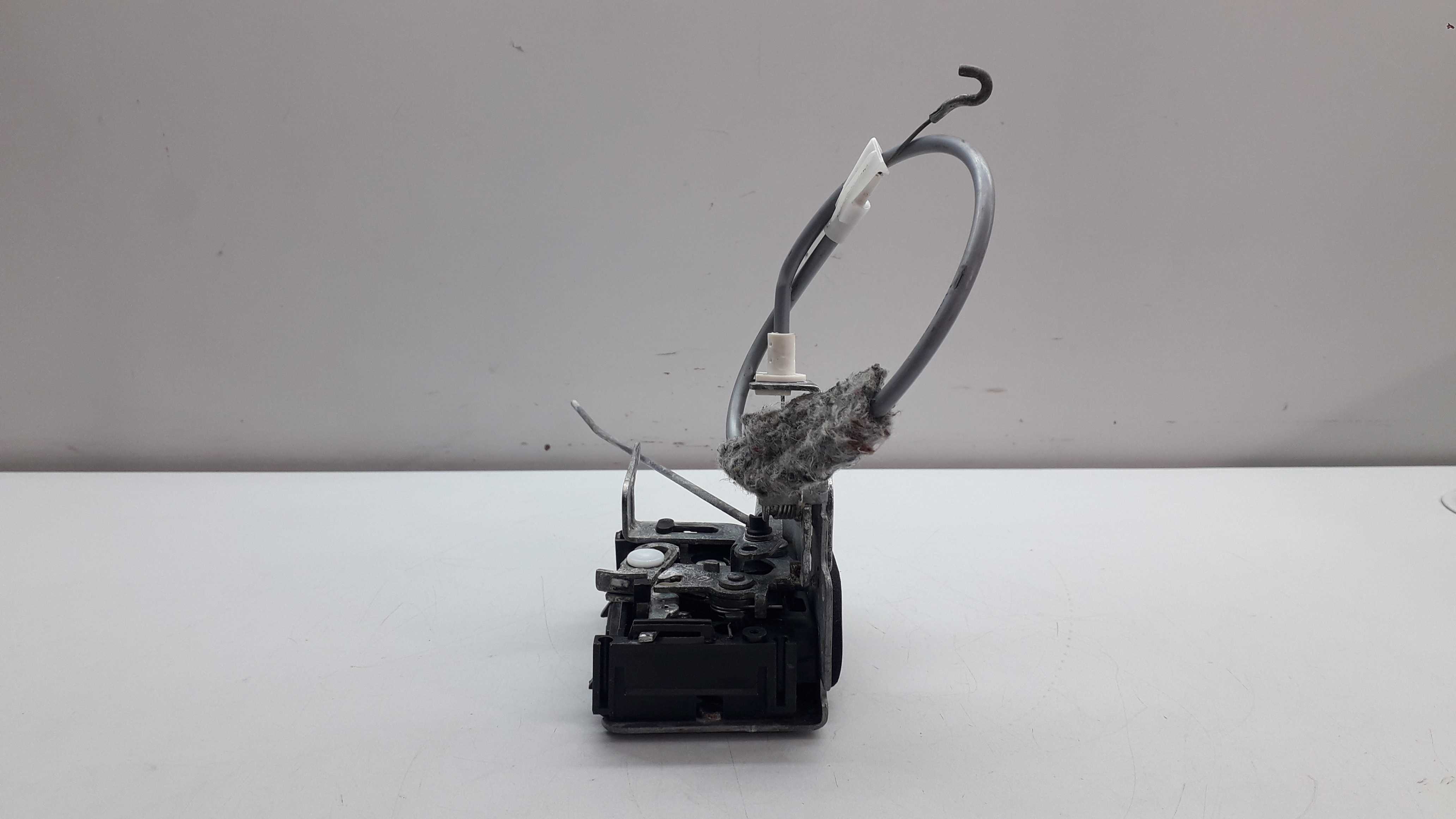 Fechadura Porta Traseira Direita Vw Gol G4 2