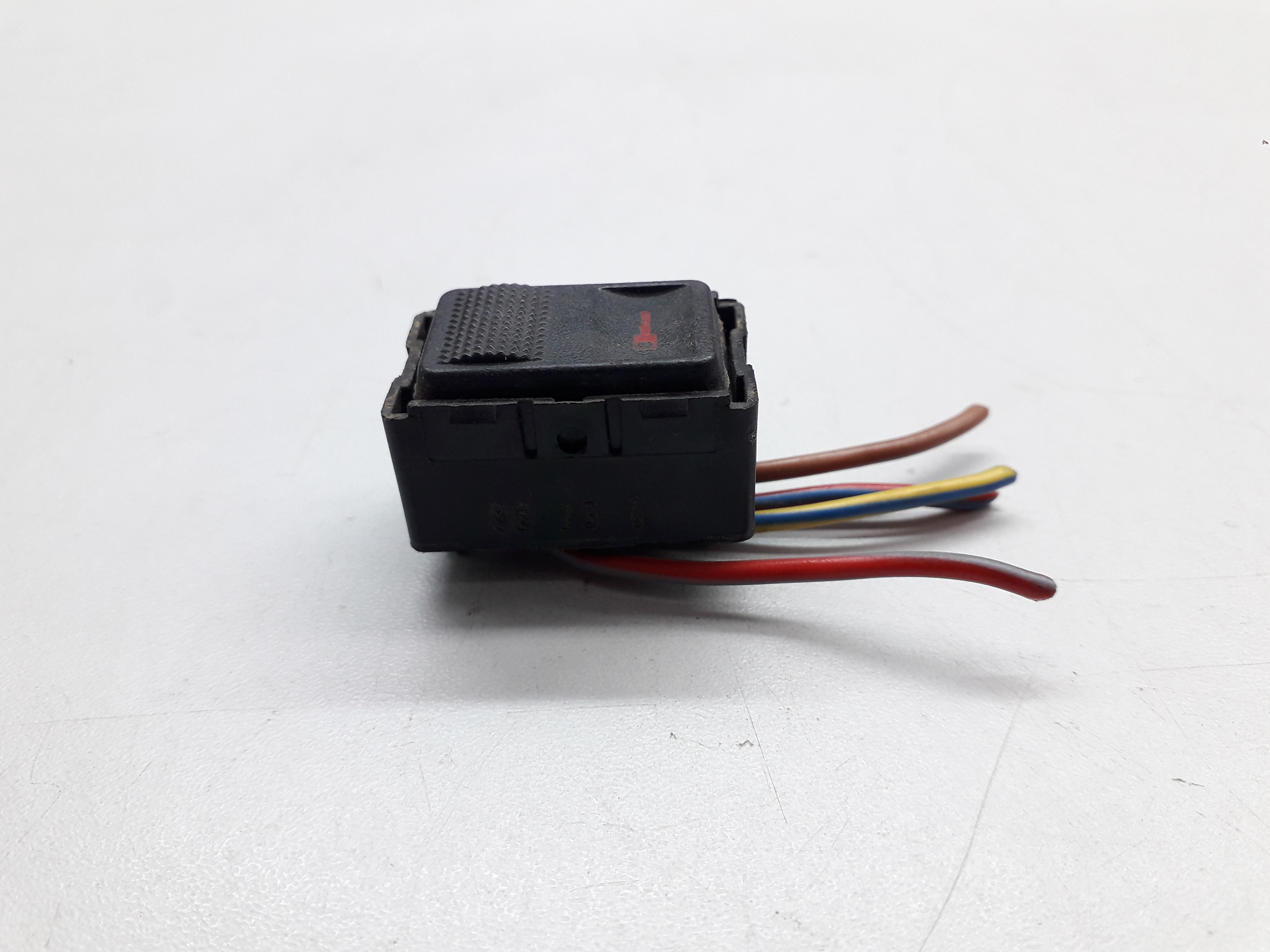Botão Trava Elétrica Portas Audi A3 A4 1999 5