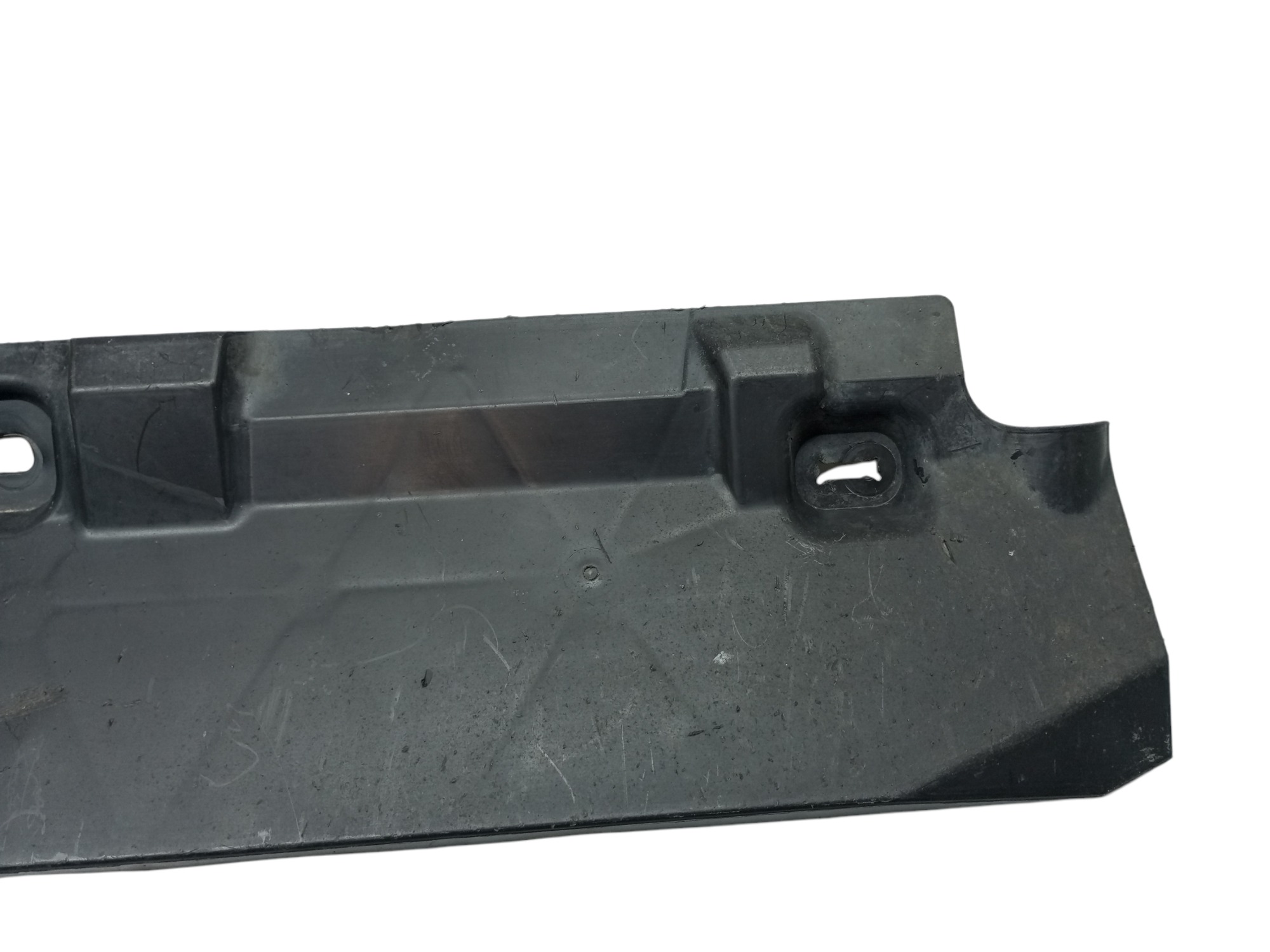 Defletor Protetor Filtro Combustivel C4 2007 2012 Esquerda 2