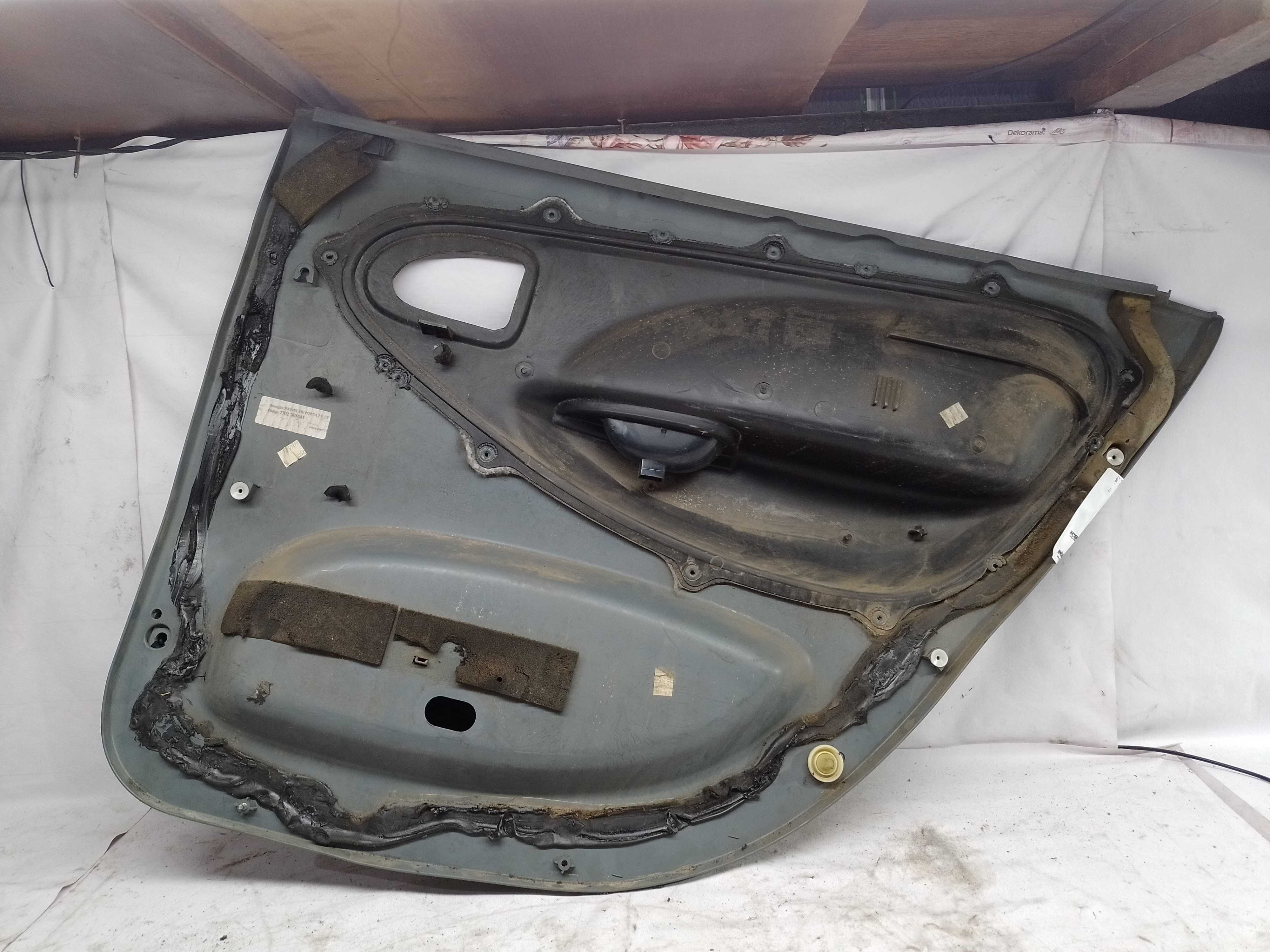 Forro De Porta Traseiro Esquerdo Renault Scenic 2