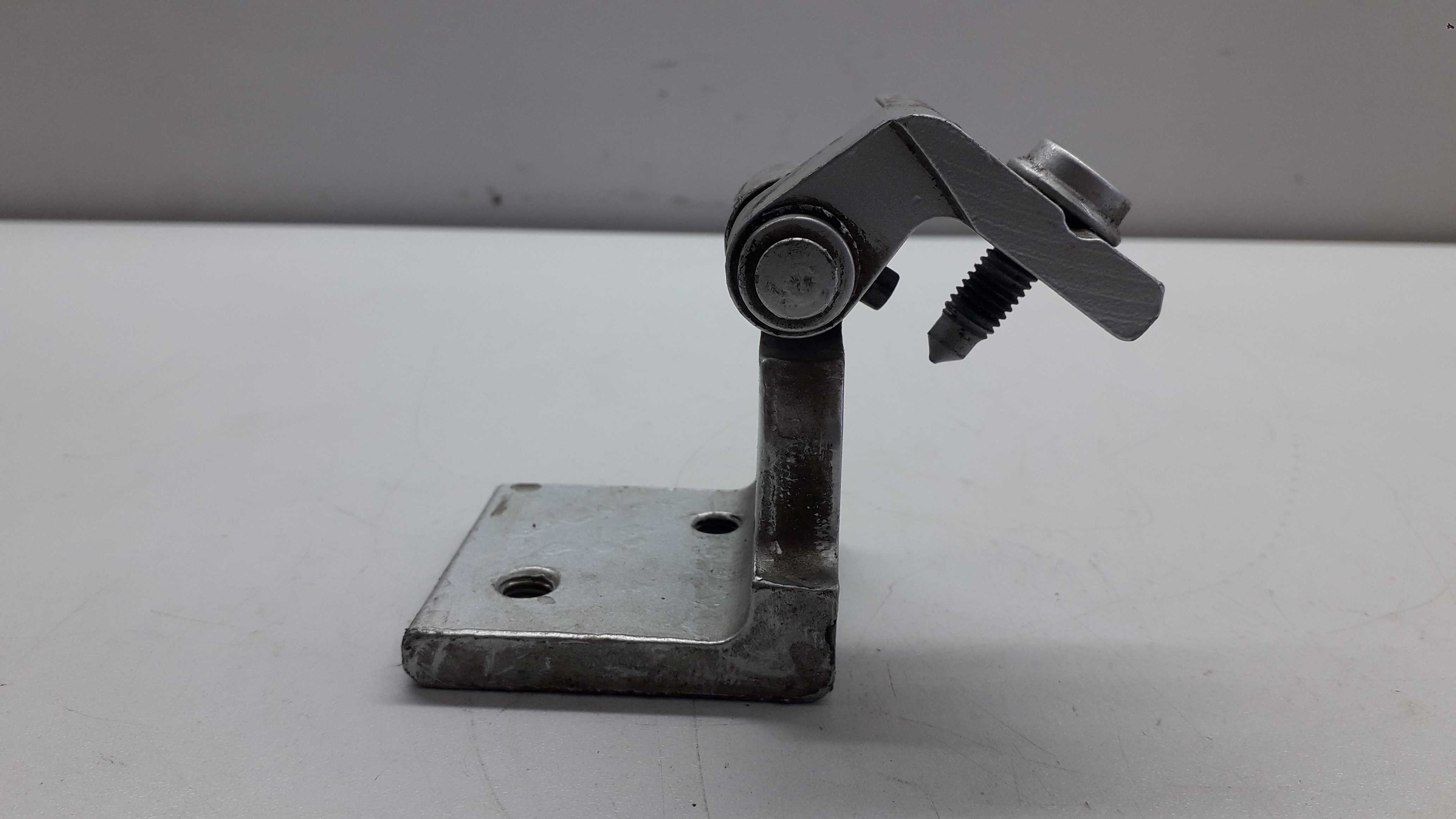Dobradiça Porta Traseira Direita Superior Audi A4 99/01 2