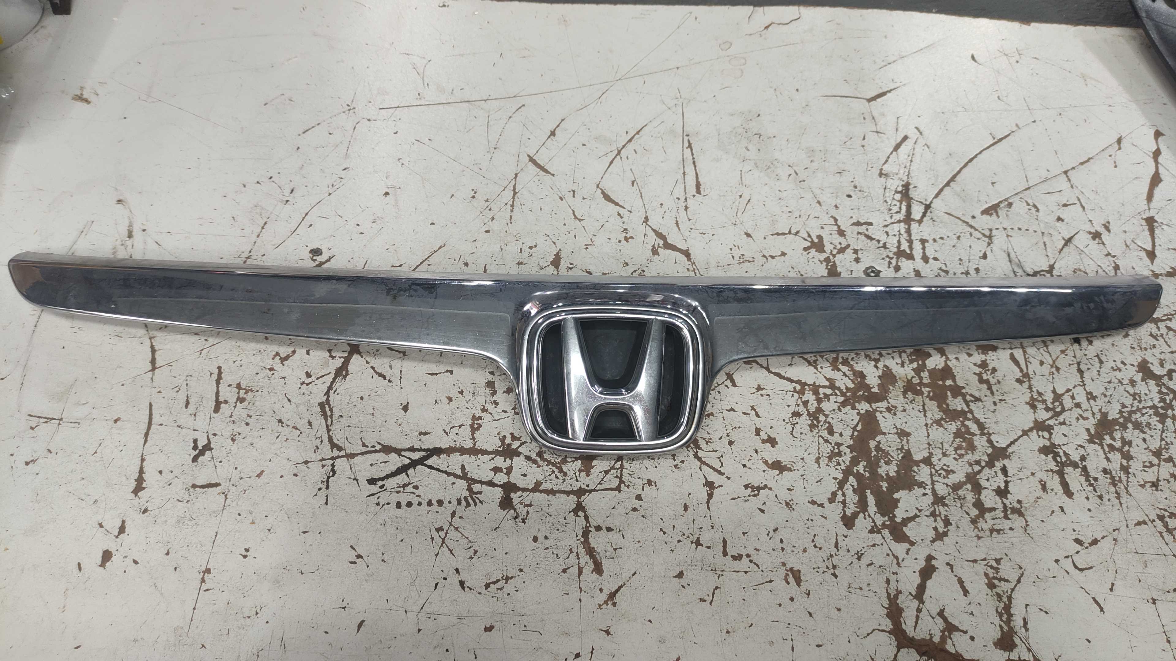 Friso Cromado Da Grade Dianteira Honda Civic 2005