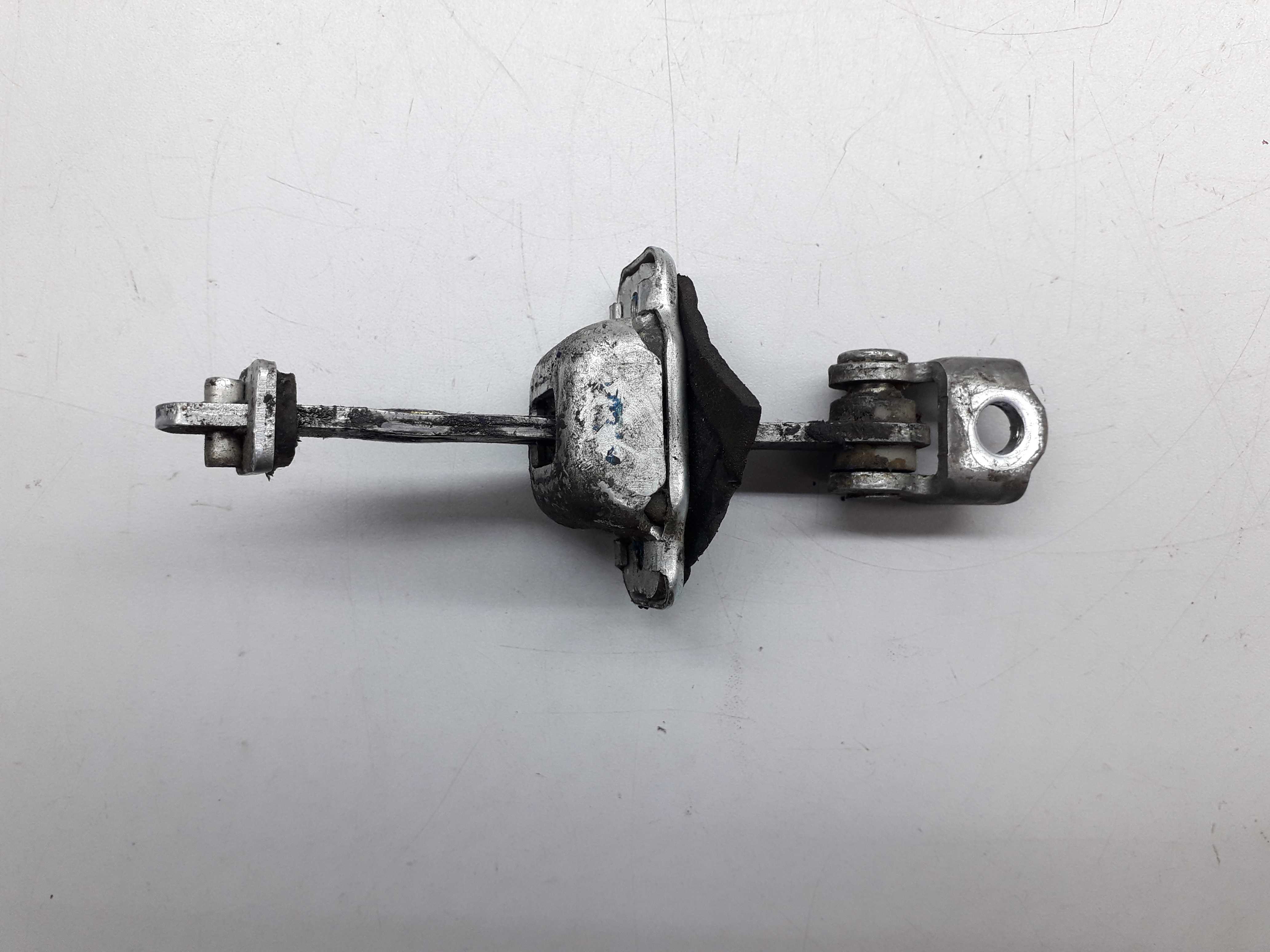 Limitador Porta Dianteira Gm Celta 2008 1